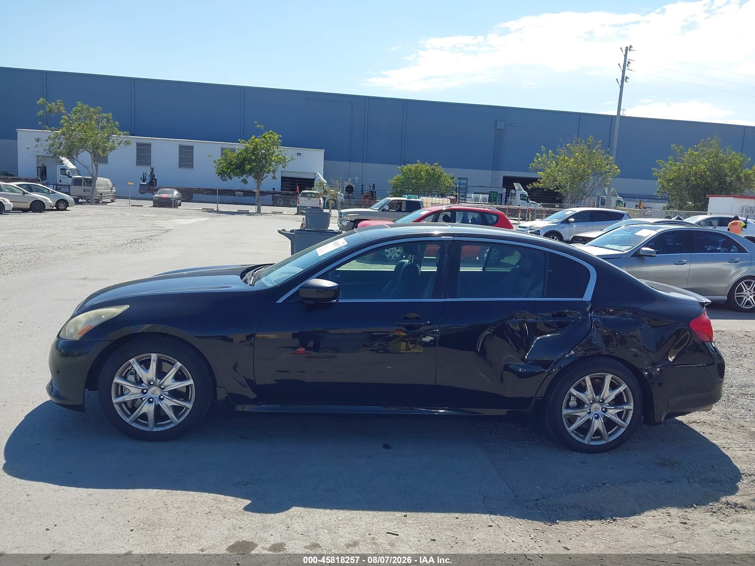 2013 Infiniti G37 Journey Black vin: JN1CV6AP6DM718733