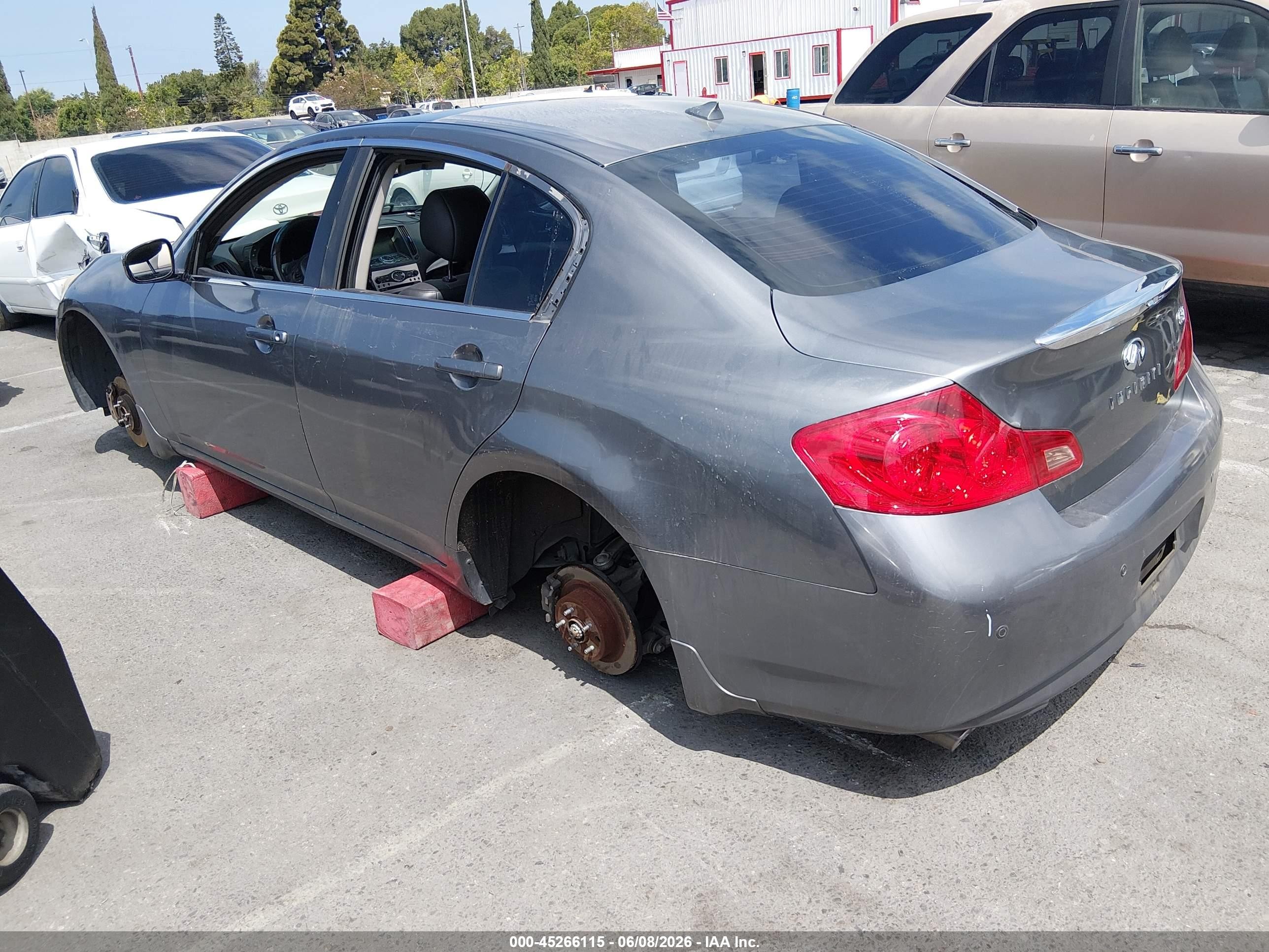 2013 Infiniti G37 Journey Серый vin: JN1CV6AP6DM719316