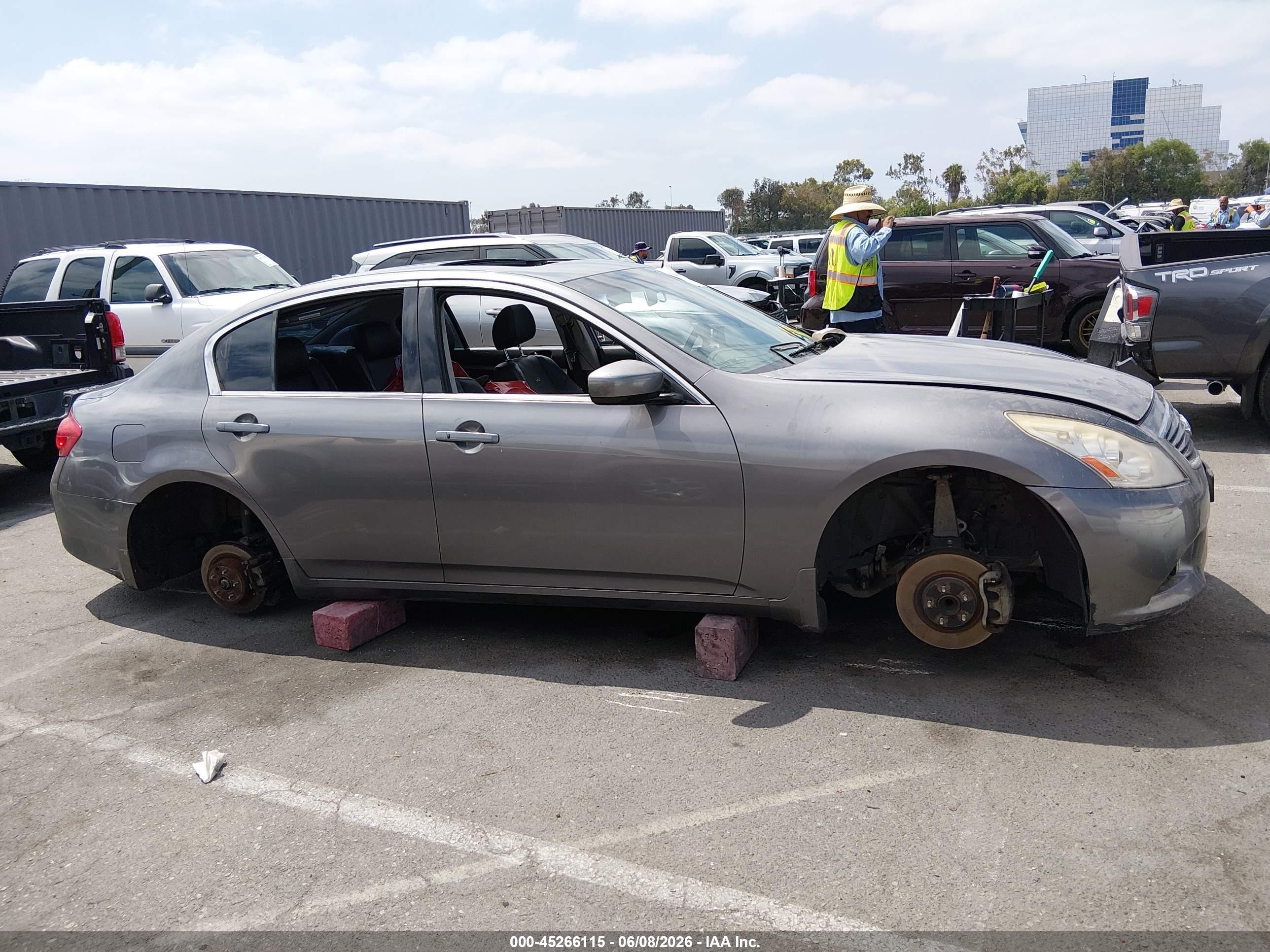 2013 Infiniti G37 Journey Серый vin: JN1CV6AP6DM719316