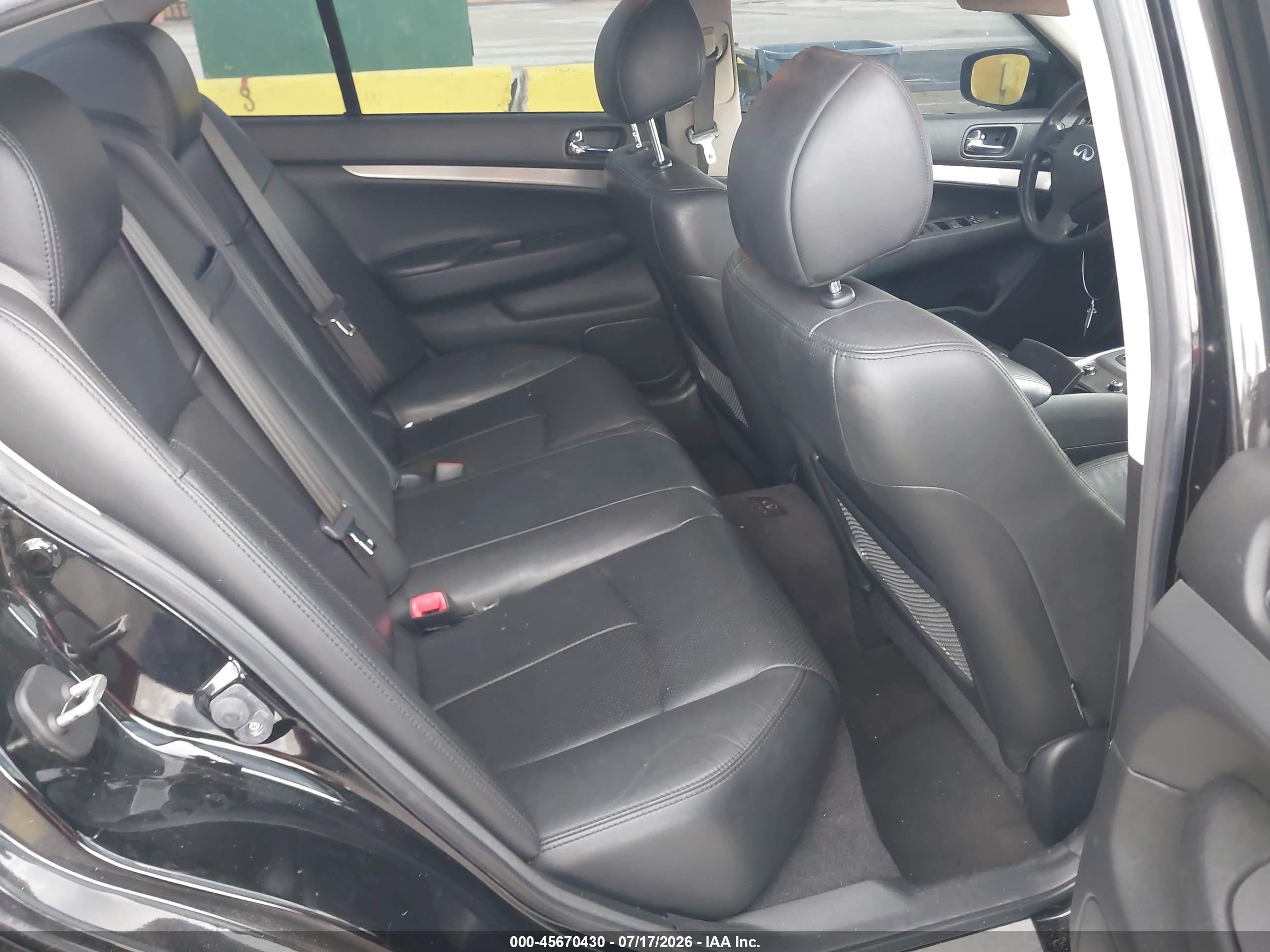 2013 Infiniti G37 Journey Black vin: JN1CV6AP6DM725312