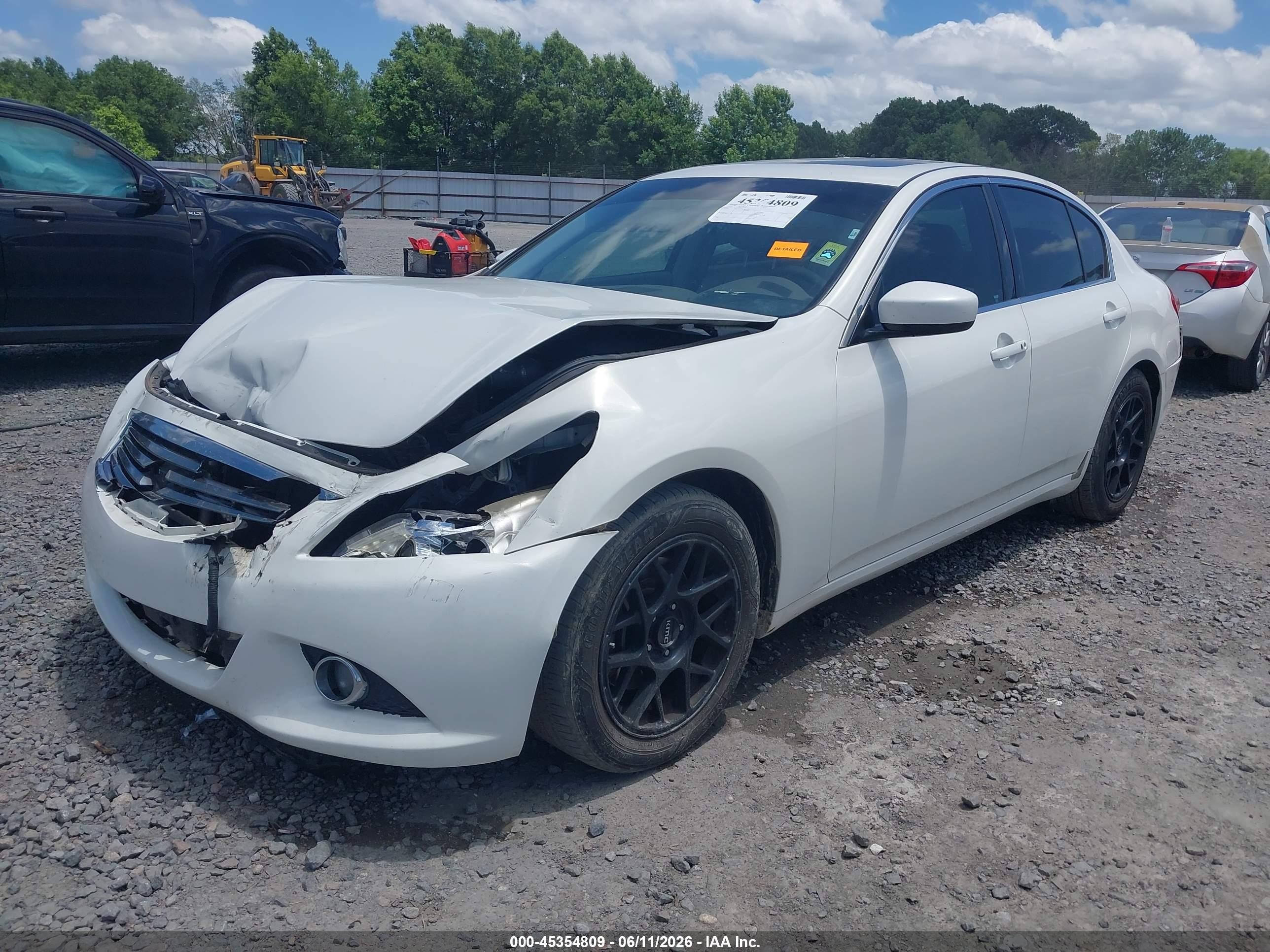 2013 Infiniti G37 Journey White vin: JN1CV6AP6DM725911