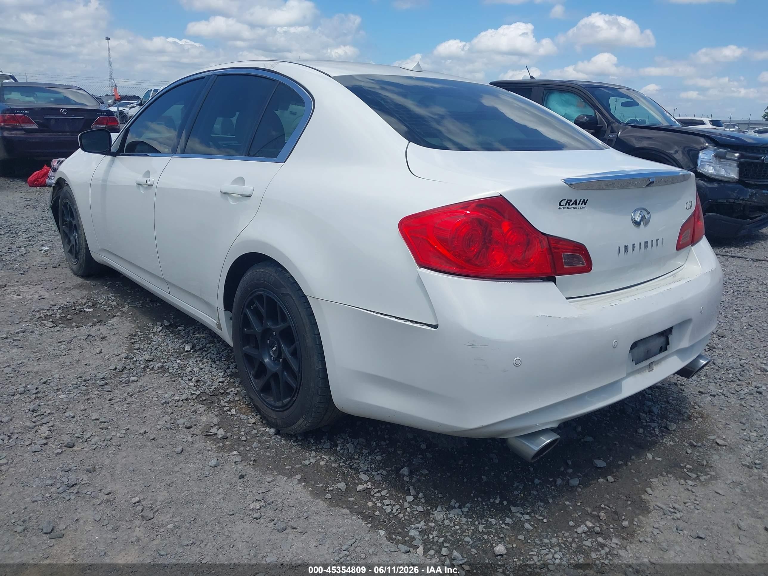 2013 Infiniti G37 Journey White vin: JN1CV6AP6DM725911