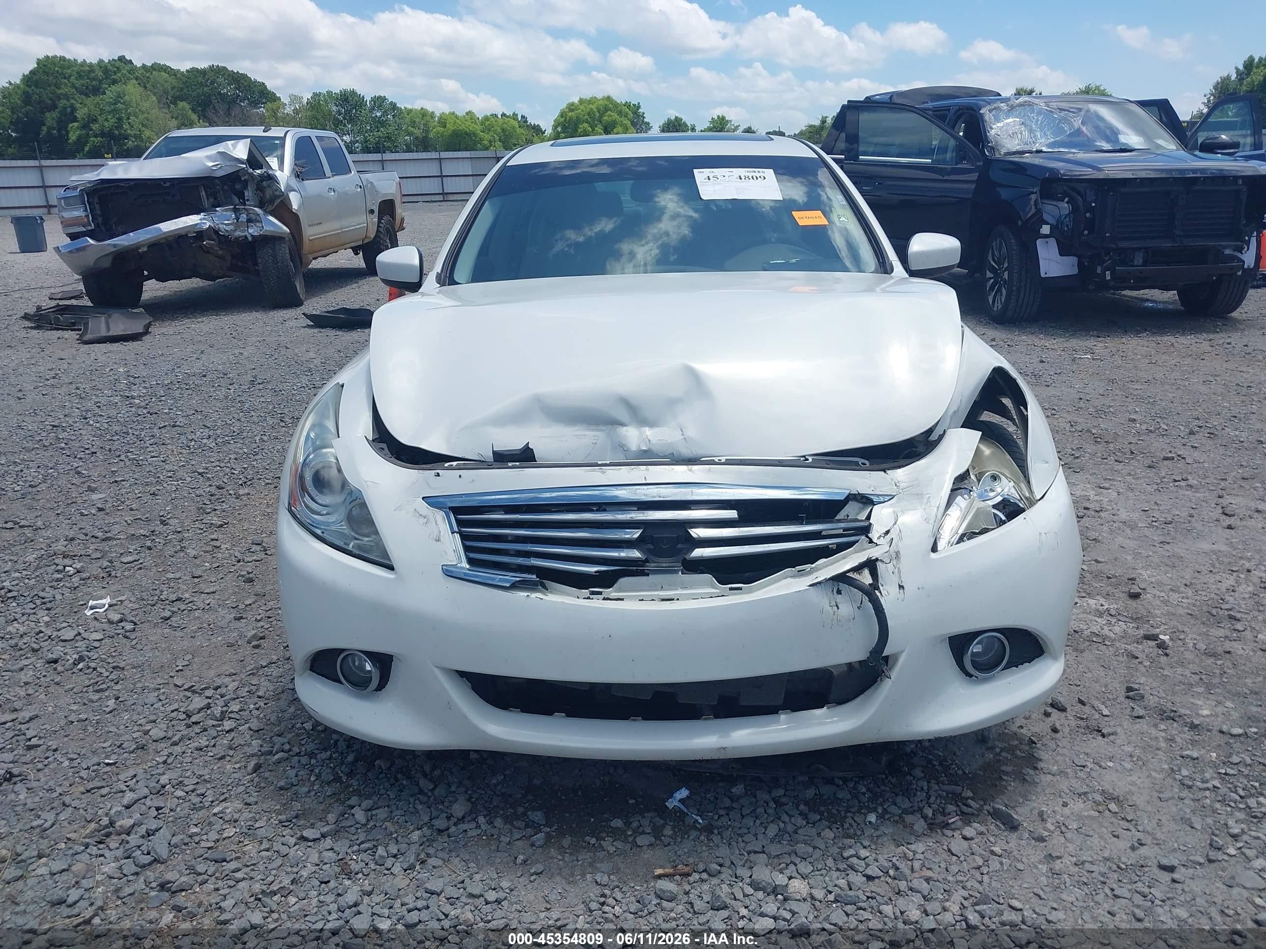 2013 Infiniti G37 Journey White vin: JN1CV6AP6DM725911