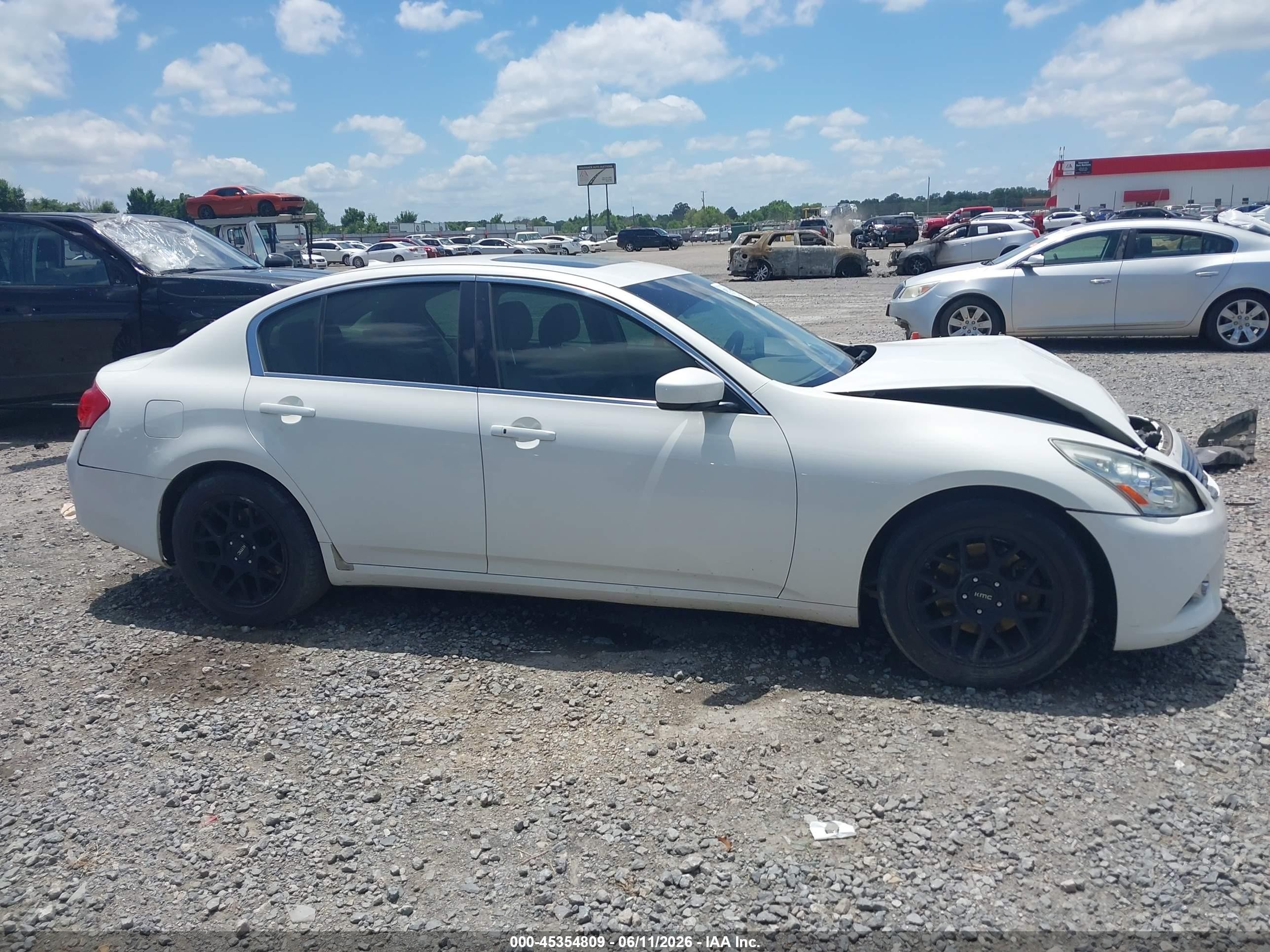 2013 Infiniti G37 Journey White vin: JN1CV6AP6DM725911