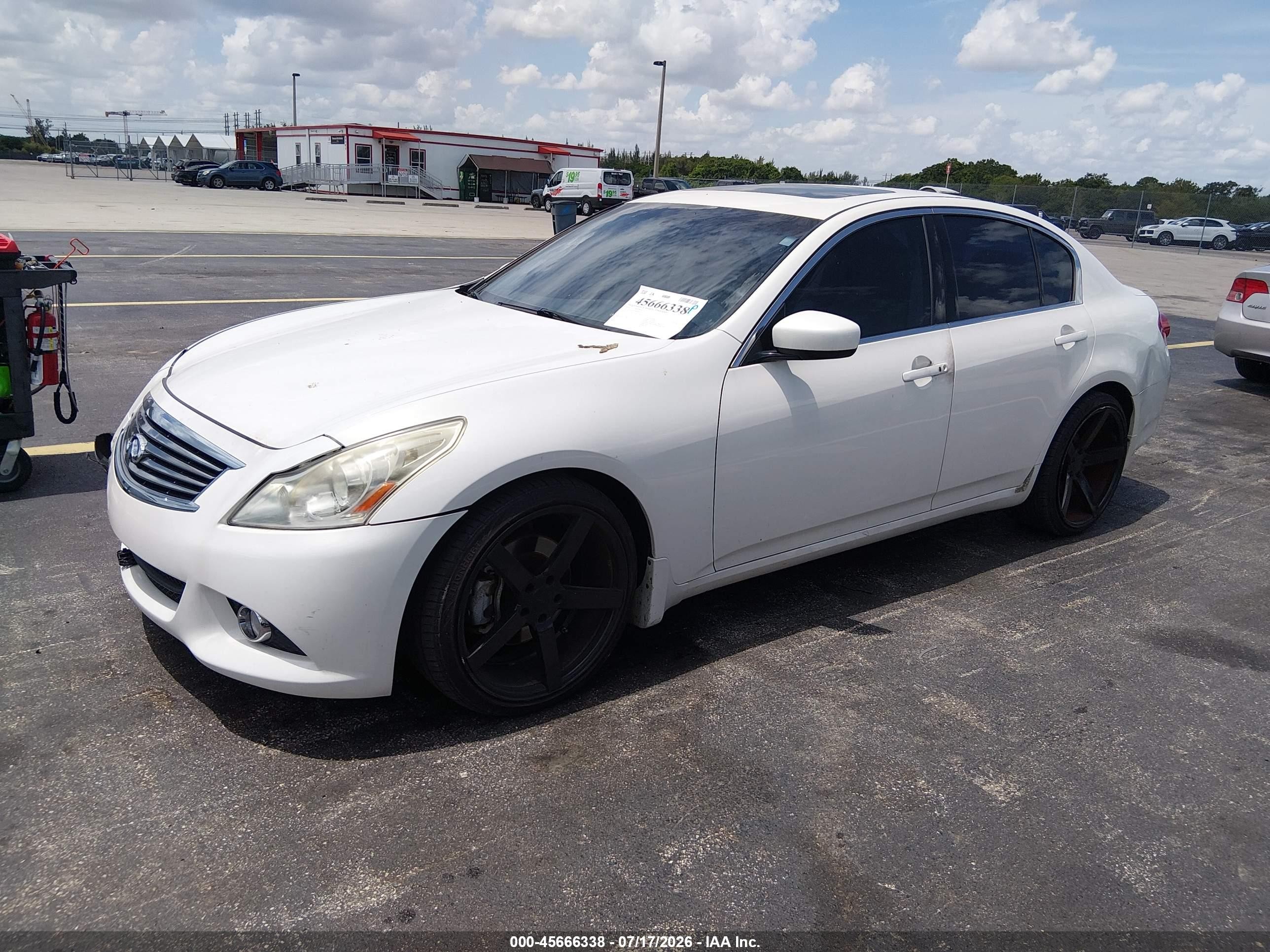 2010 Infiniti G37 Journey White vin: JN1CV6AP7AM202716