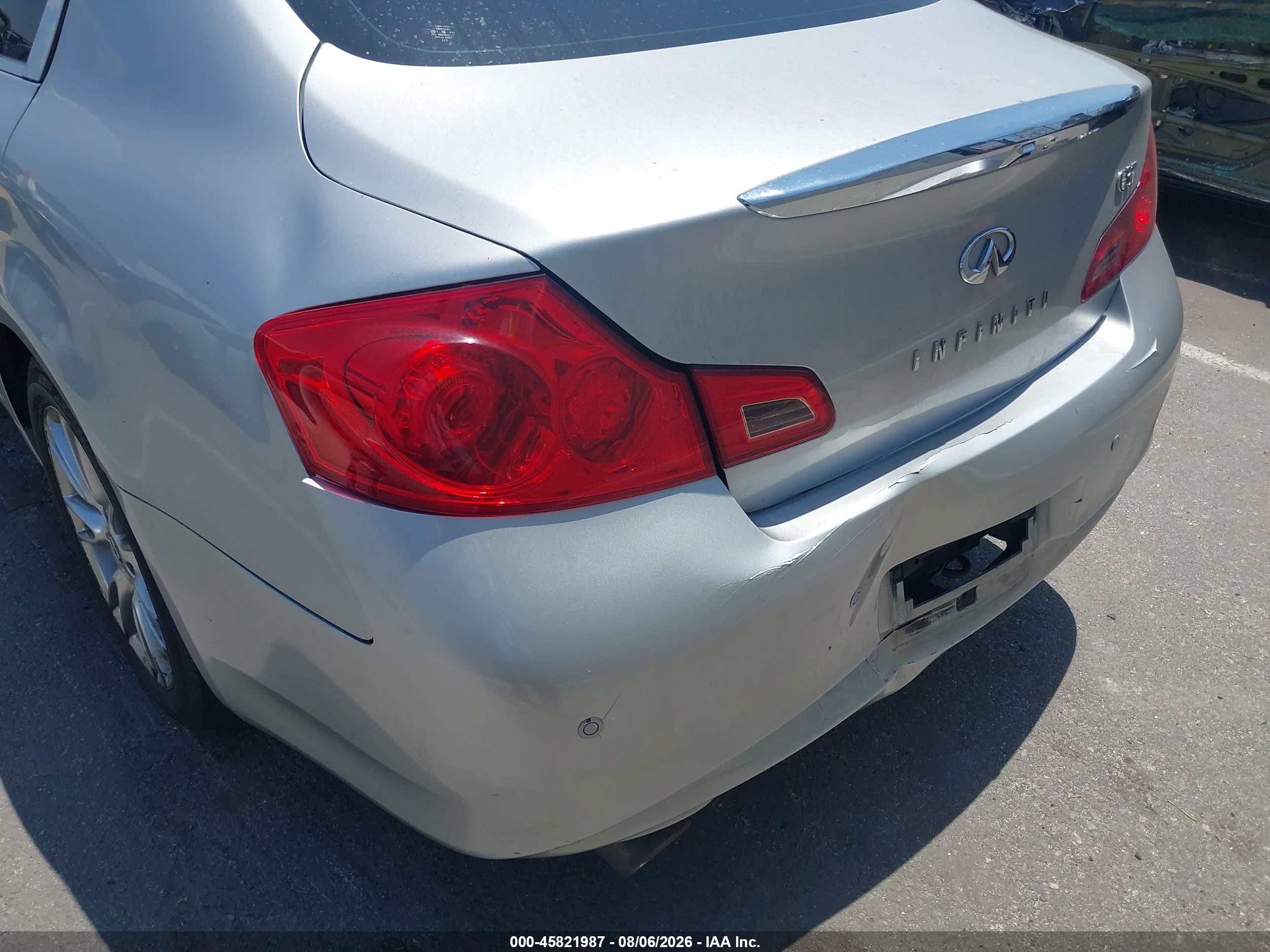 2010 Infiniti G37 Sport Silver vin: JN1CV6AP7AM400633