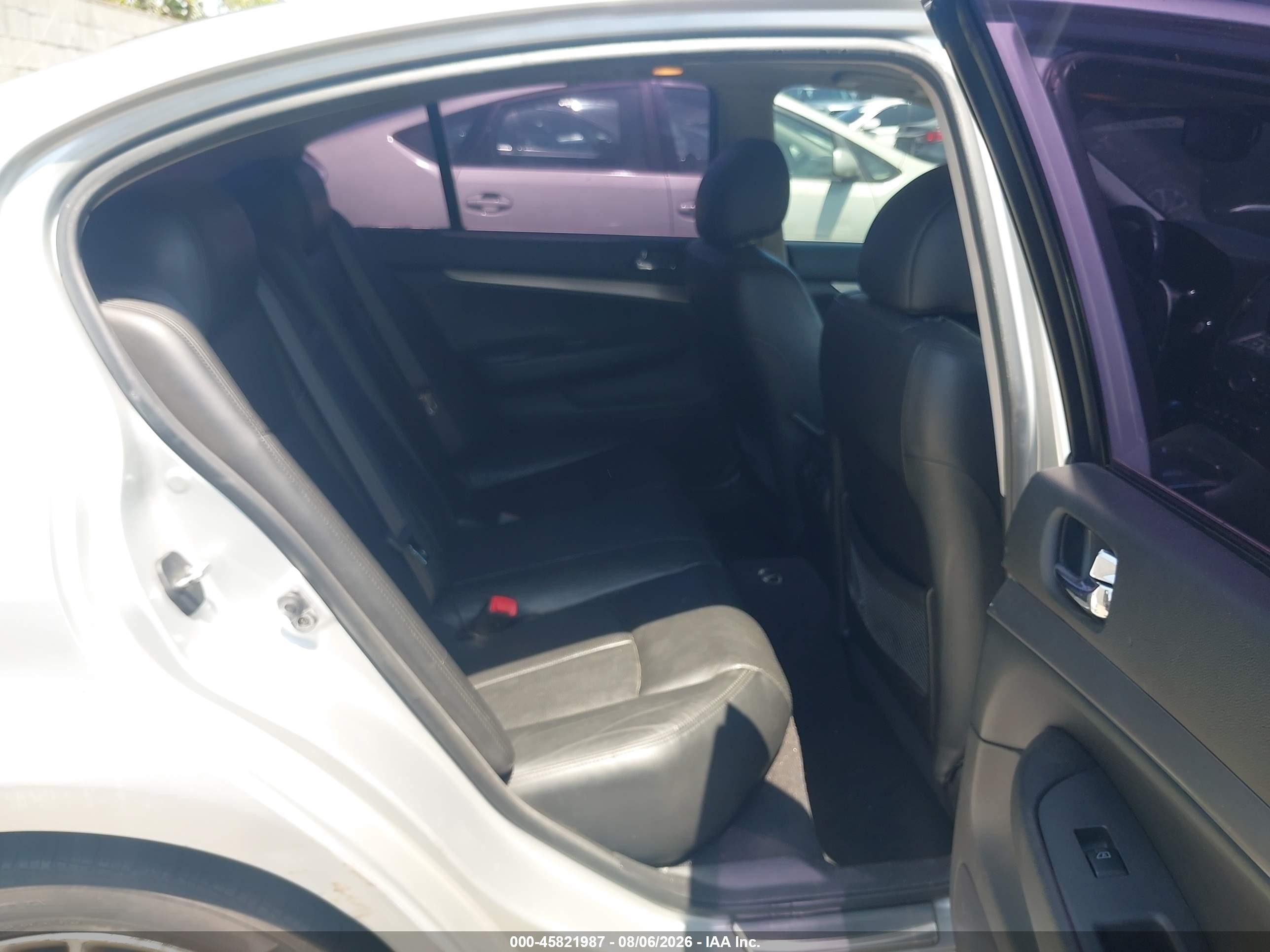 2010 Infiniti G37 Sport Silver vin: JN1CV6AP7AM400633
