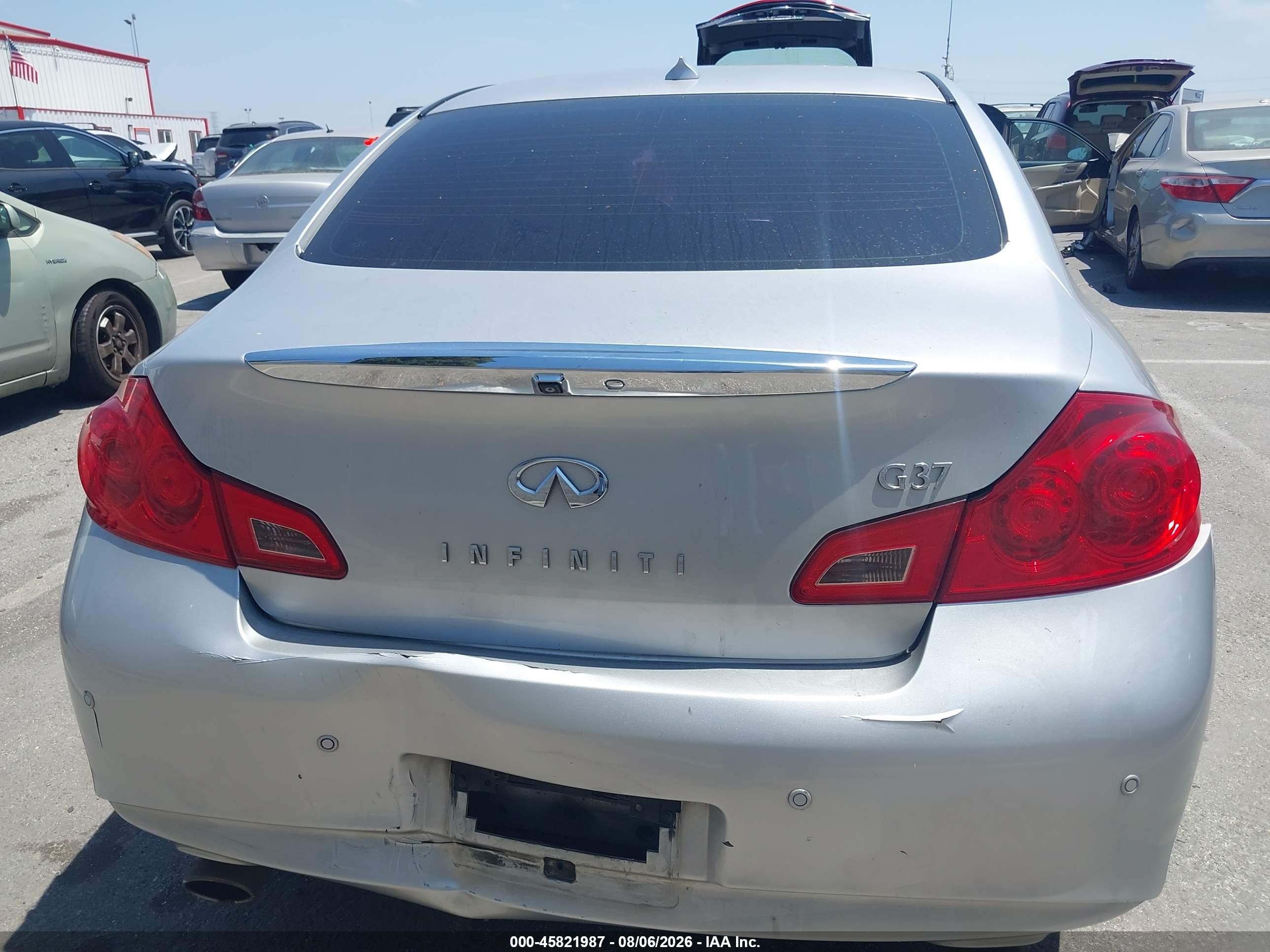 2010 Infiniti G37 Sport Silver vin: JN1CV6AP7AM400633
