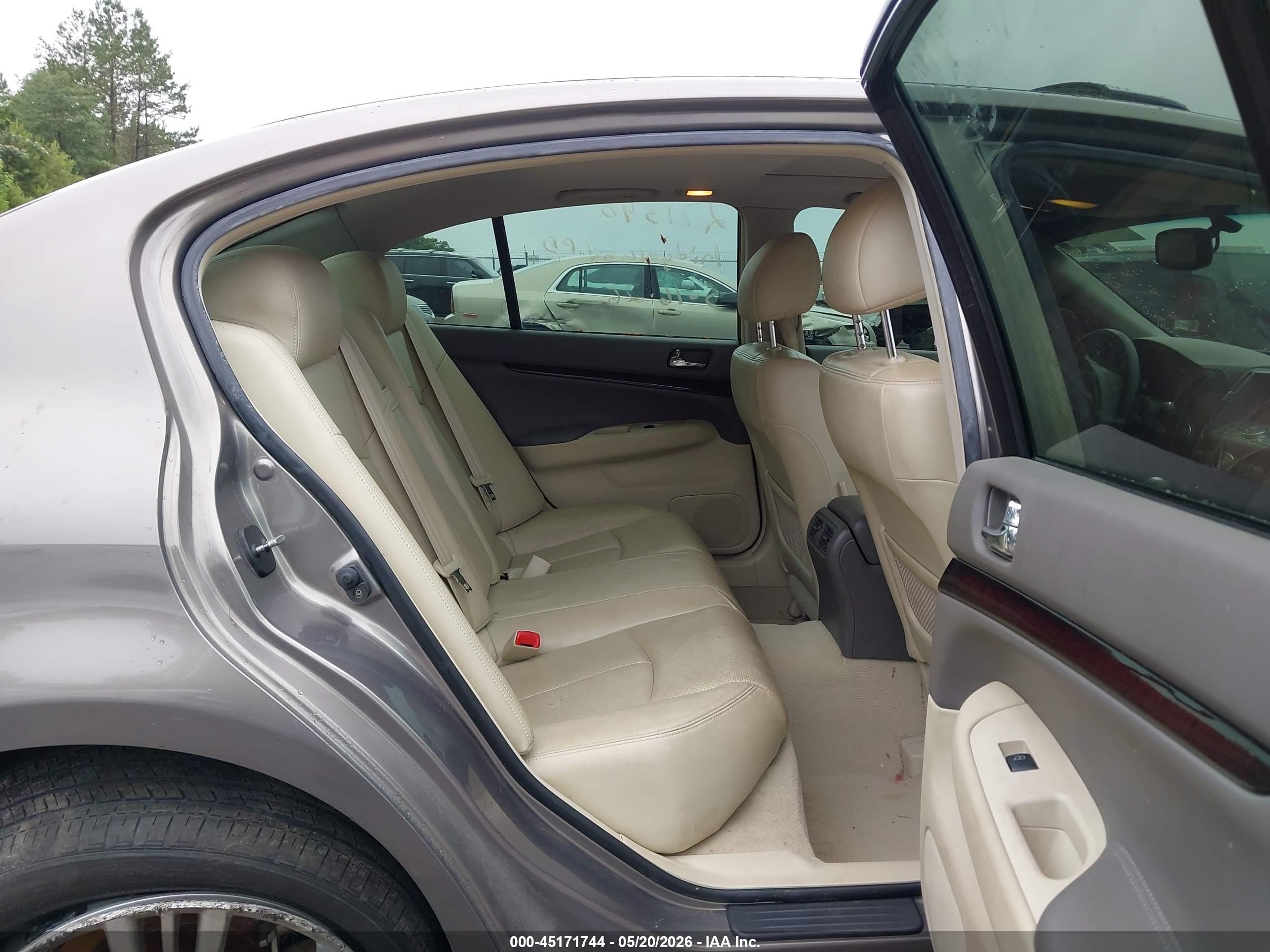 2010 Infiniti G37 Journey Gold vin: JN1CV6AP7AM409445