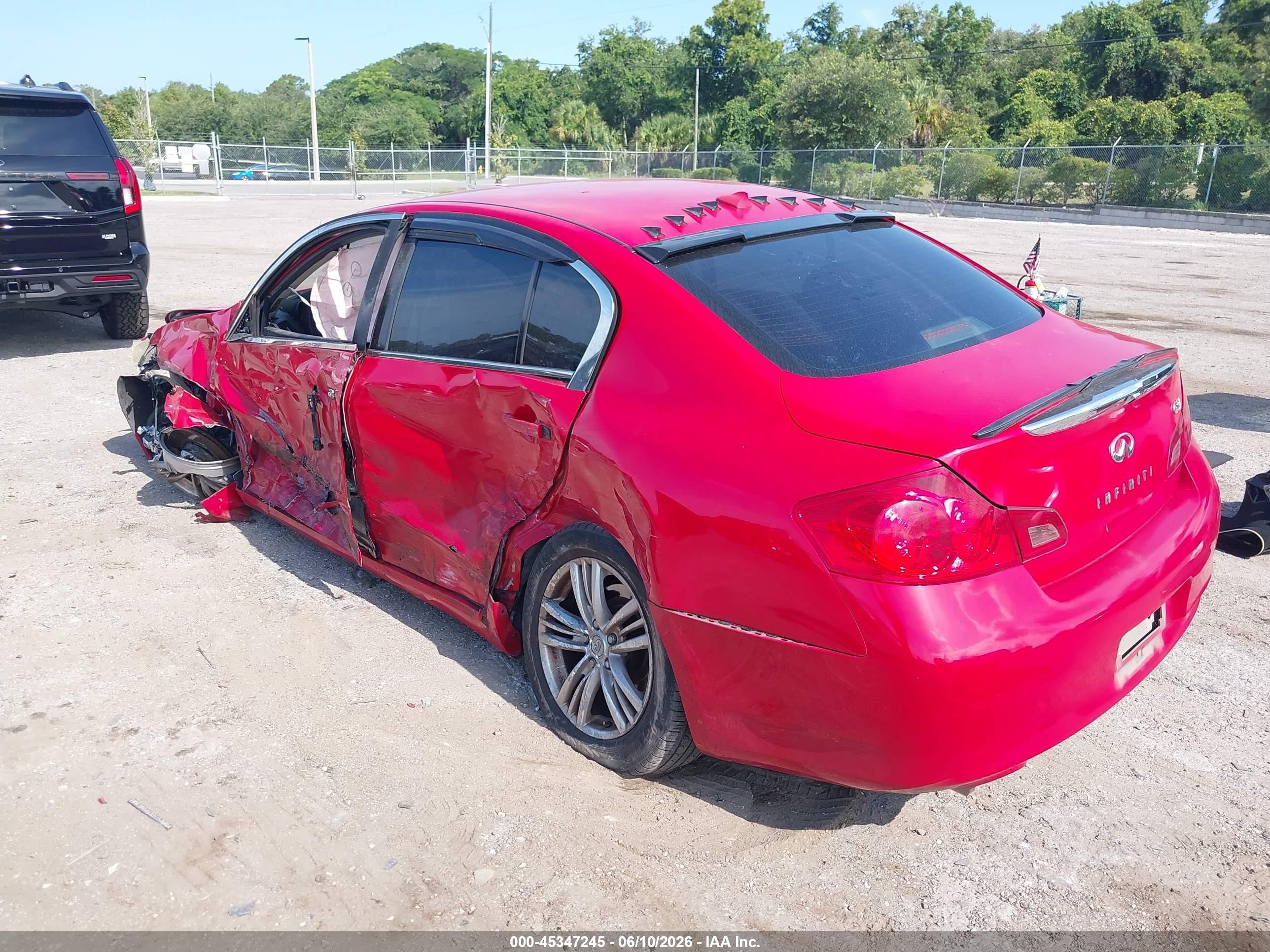 2011 Infiniti G37 Journey Red vin: JN1CV6AP7BM506050
