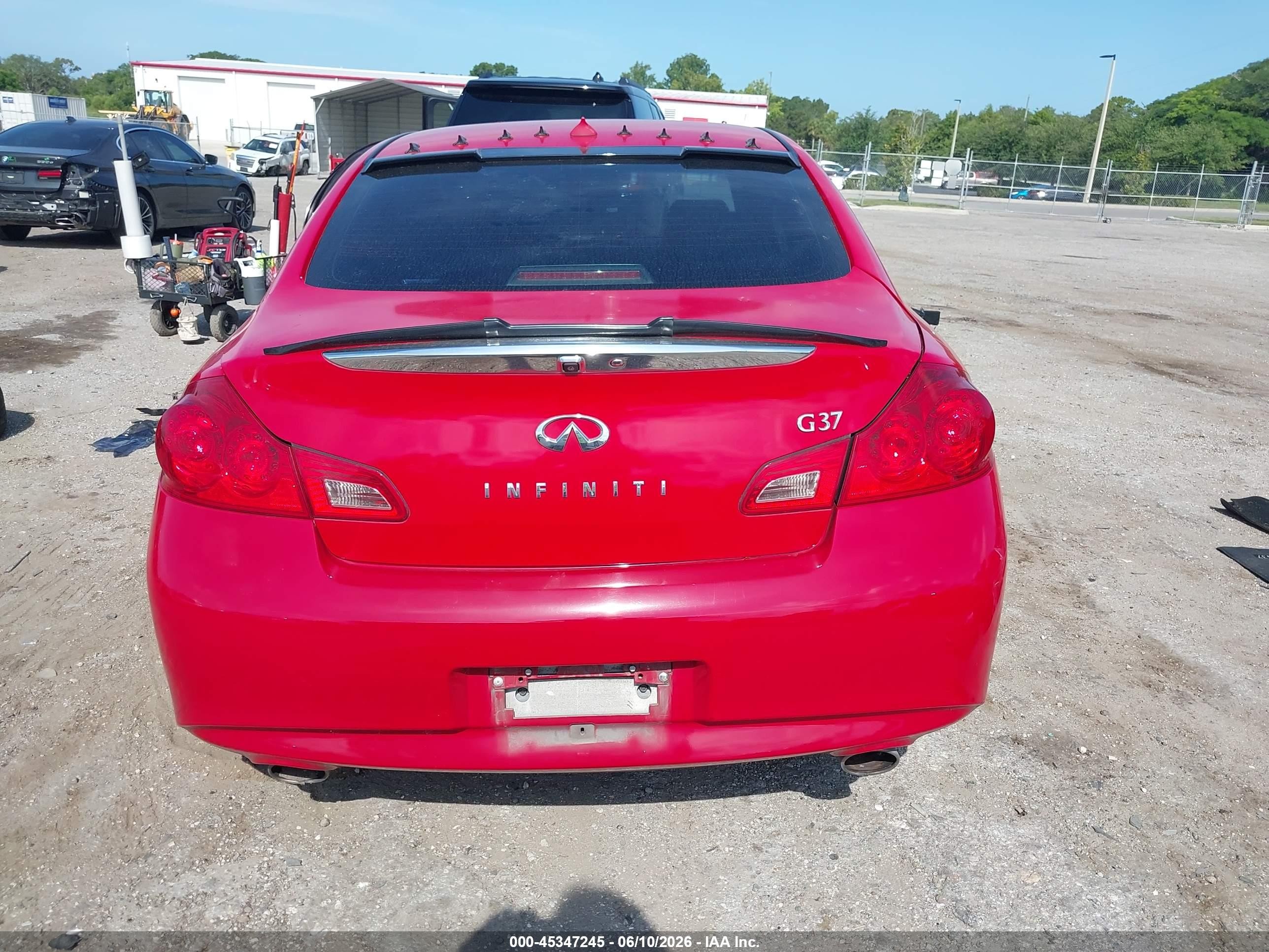 2011 Infiniti G37 Journey Red vin: JN1CV6AP7BM506050