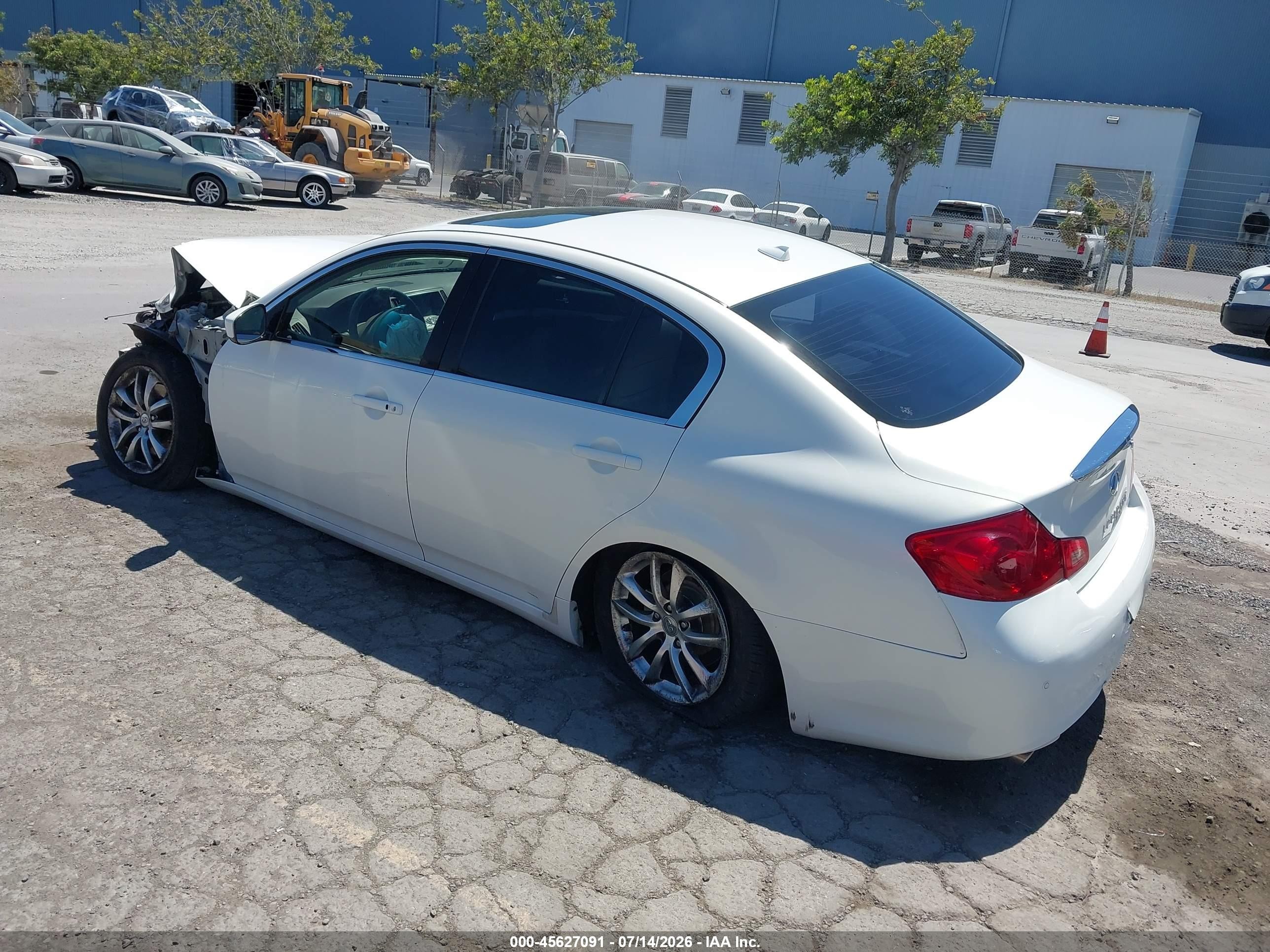 2012 Infiniti G37 Journey White vin: JN1CV6AP7CM624911