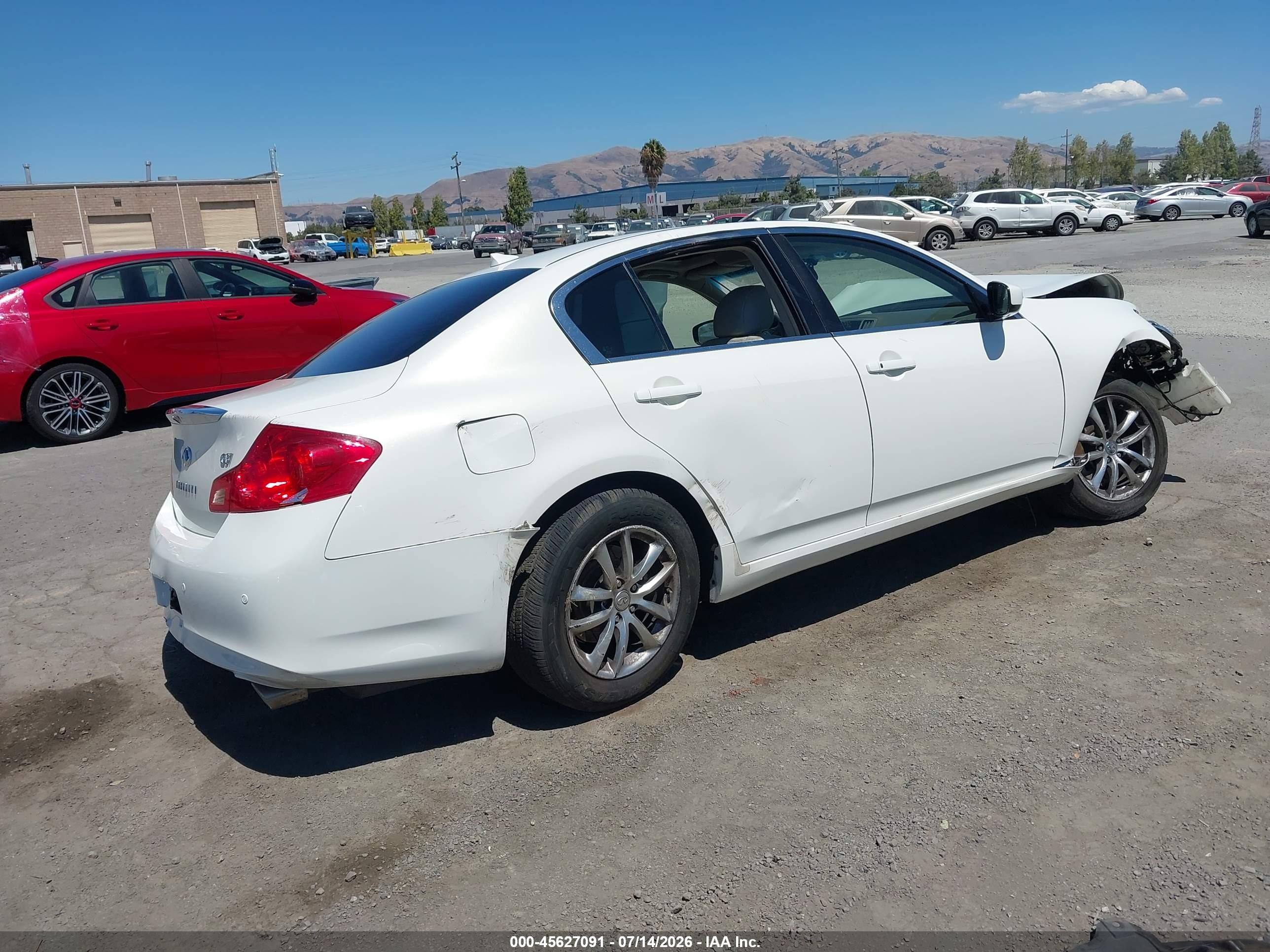 2012 Infiniti G37 Journey White vin: JN1CV6AP7CM624911