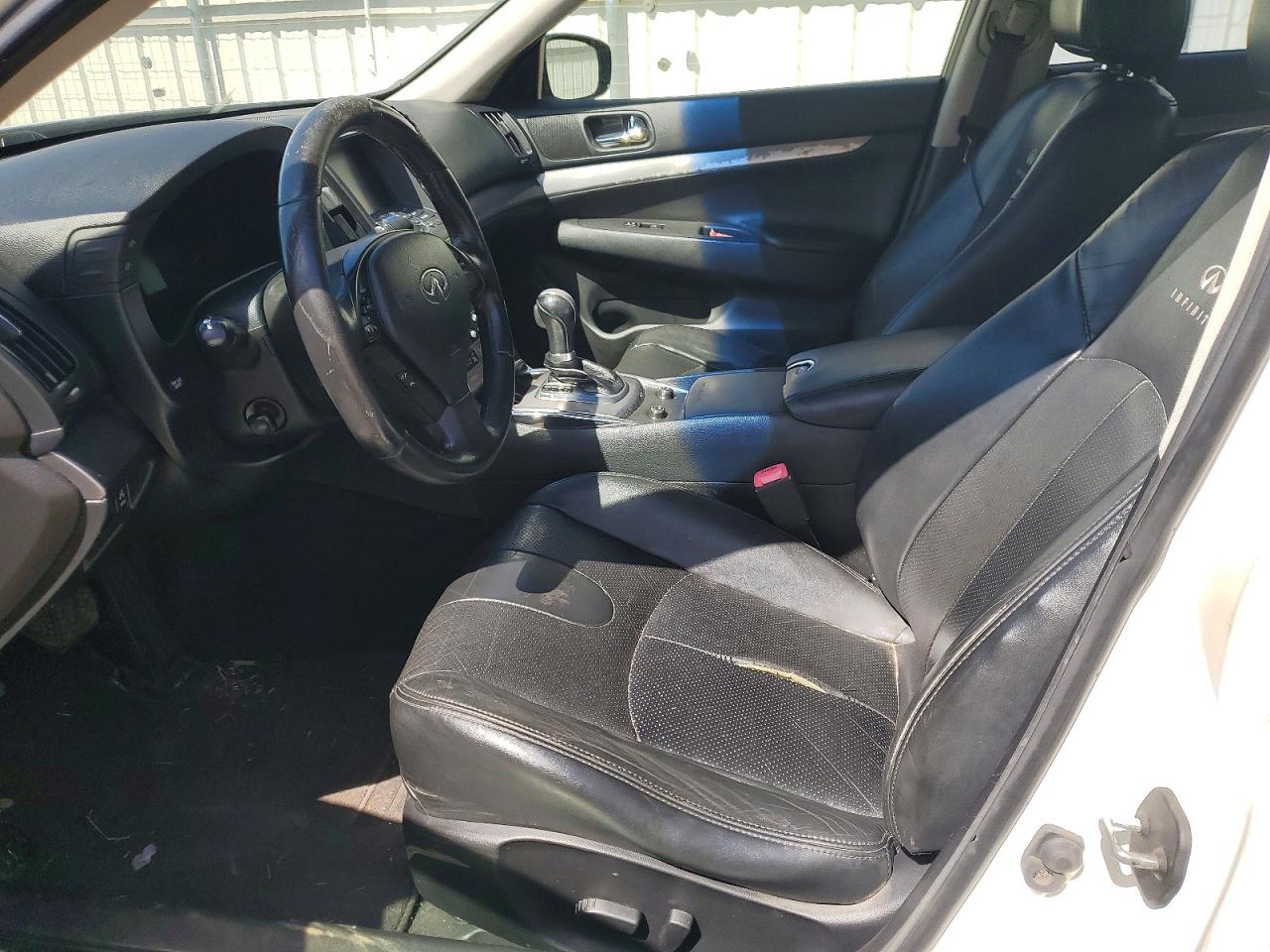2013 Infiniti G35 White vin: JN1CV6AP7DM722189