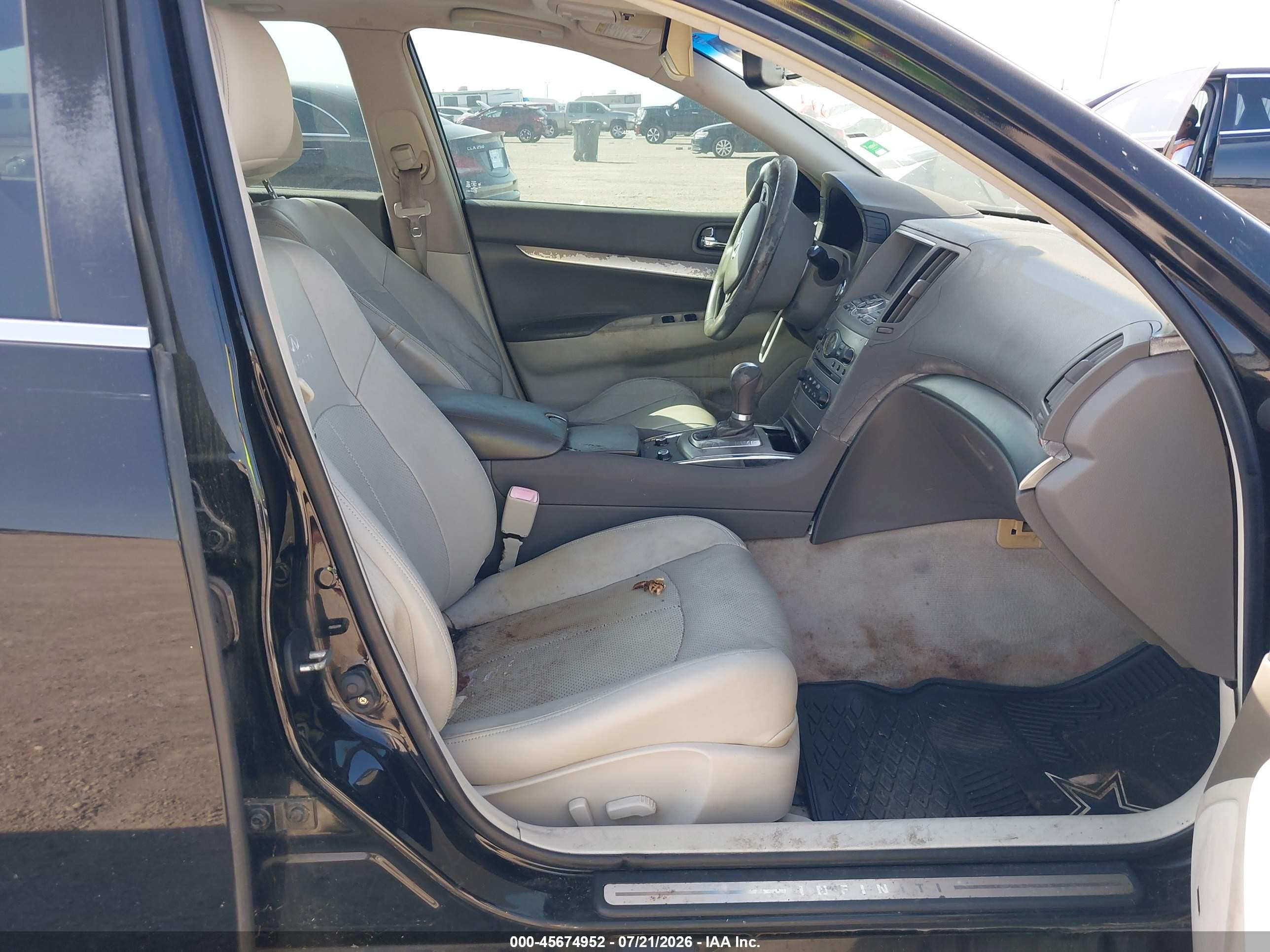 2010 Infiniti G37 Journey Black vin: JN1CV6AP8AM200537