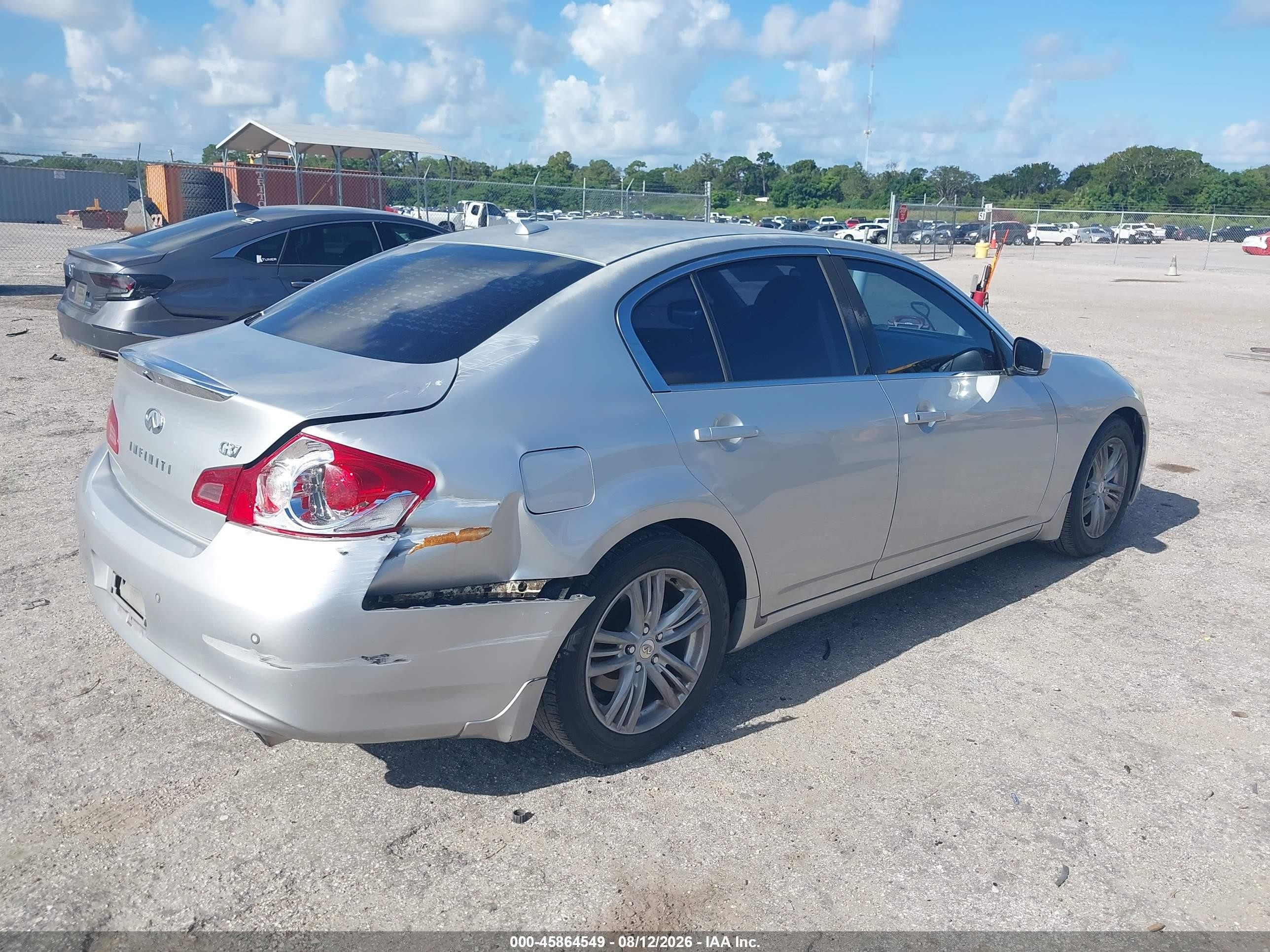 2010 Infiniti G37 Journey Серебряный vin: JN1CV6AP8AM203664