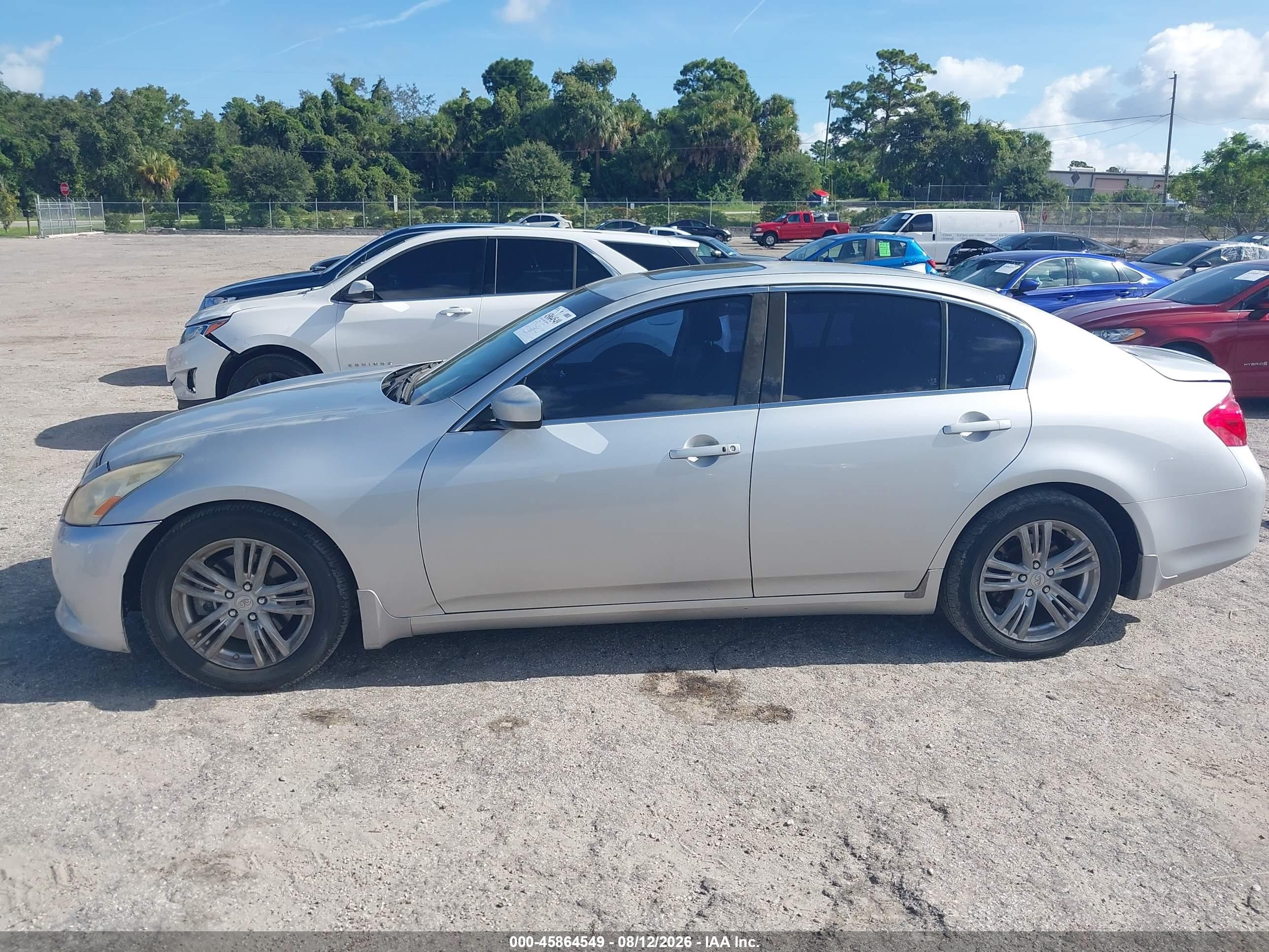 2010 Infiniti G37 Journey Серебряный vin: JN1CV6AP8AM203664