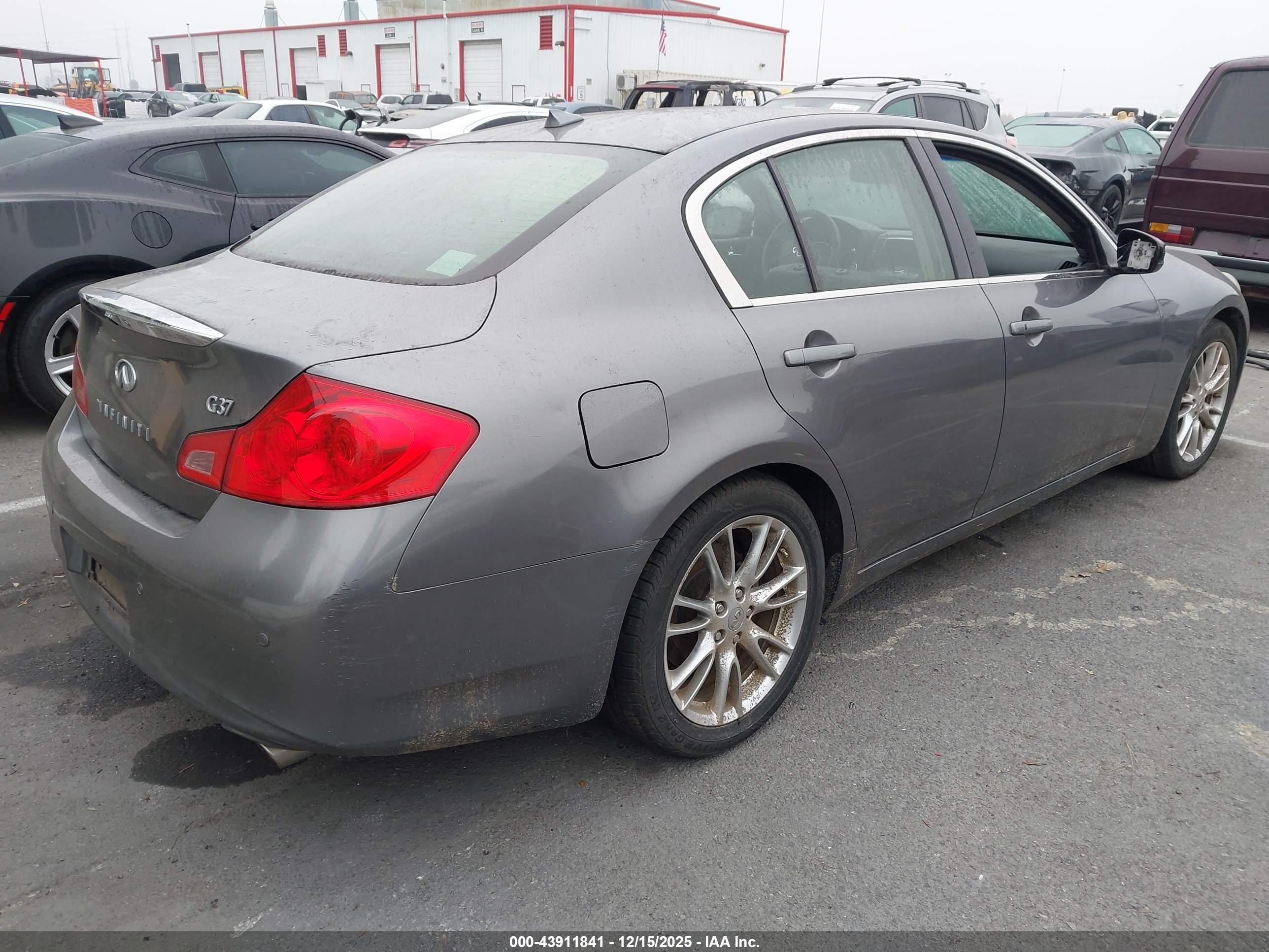 2013 Infiniti G37 Journey Gray vin: JN1CV6AP8DM300934