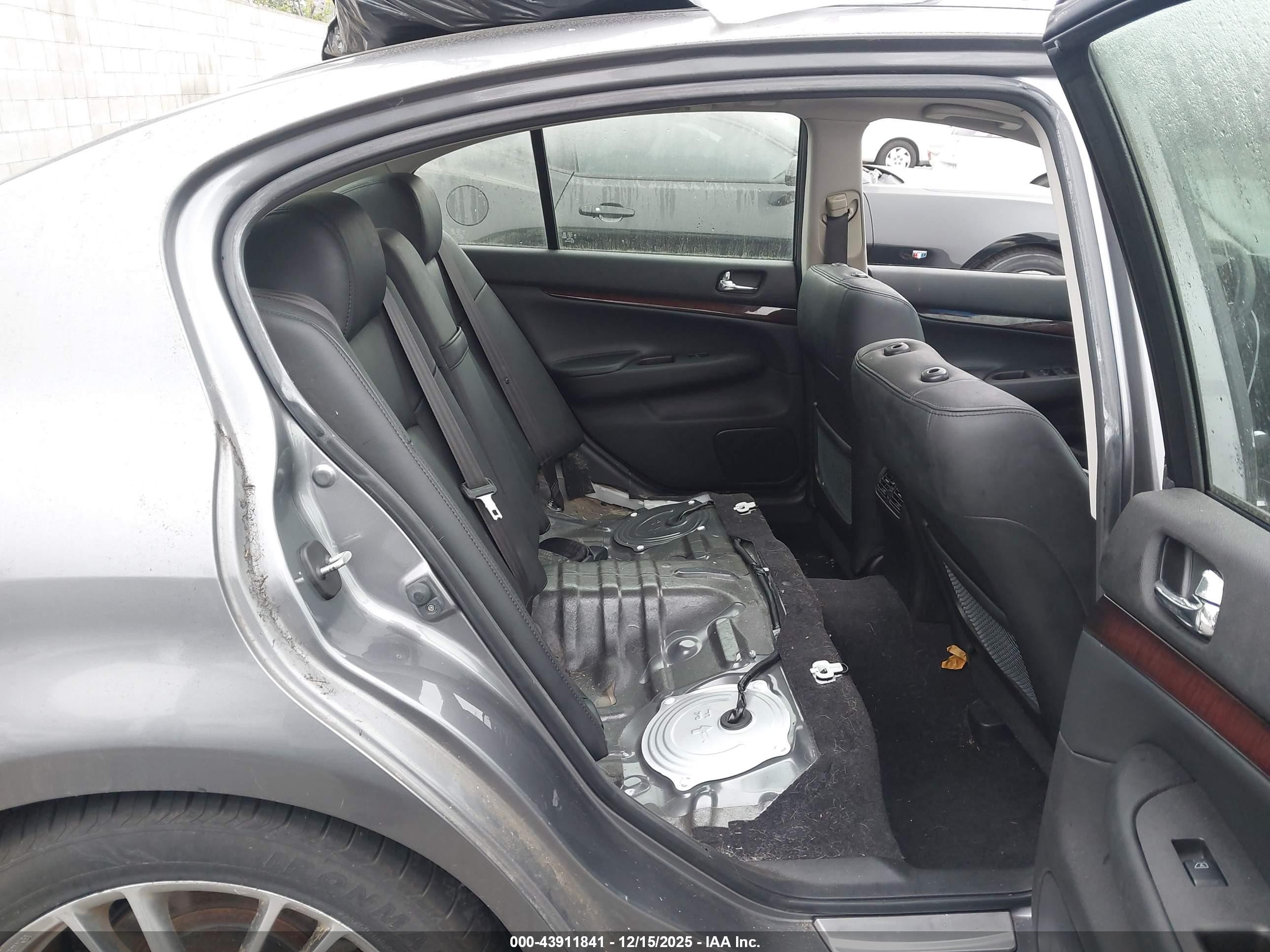 2013 Infiniti G37 Journey Gray vin: JN1CV6AP8DM300934