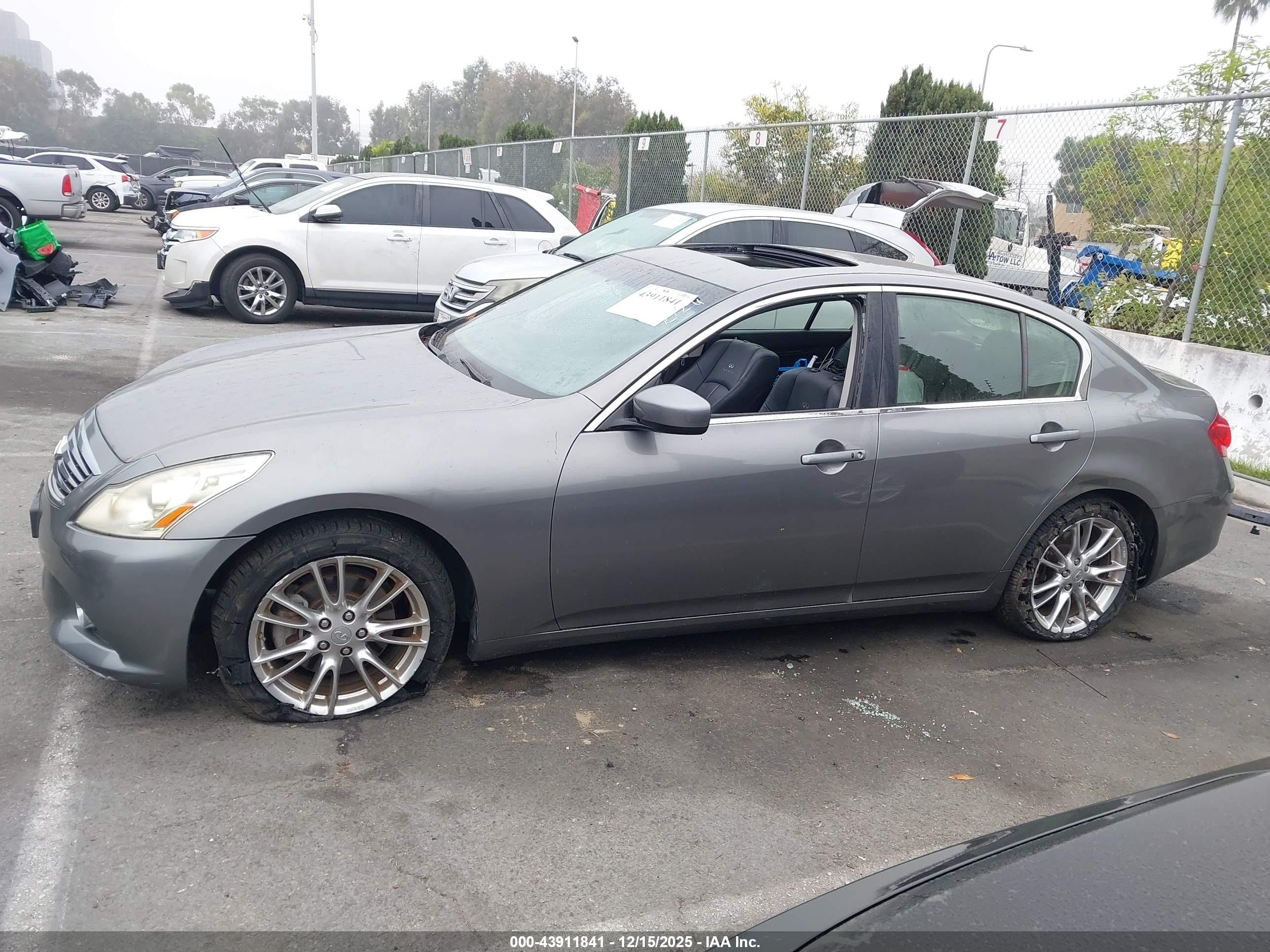 2013 Infiniti G37 Journey Gray vin: JN1CV6AP8DM300934