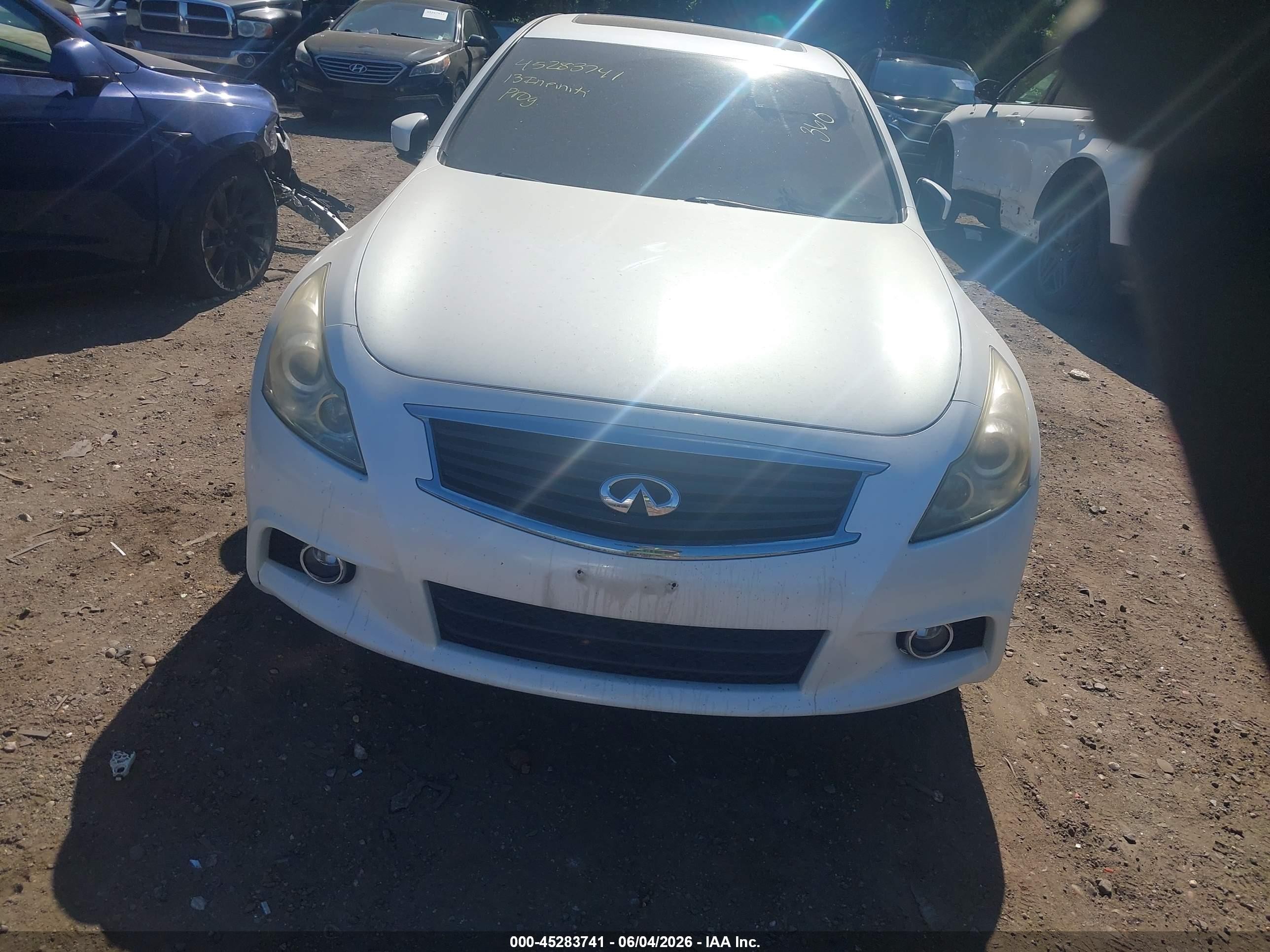 2013 Infiniti G37 Journey White vin: JN1CV6AP8DM302831
