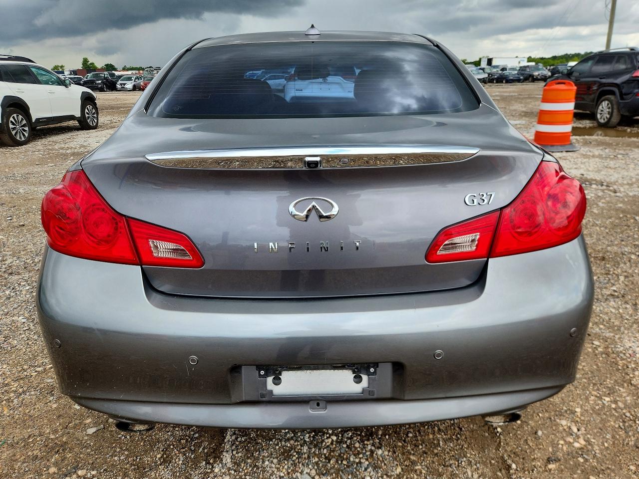 2013 Infiniti G37 Sedan Journey Gray vin: JN1CV6AP8DM302845