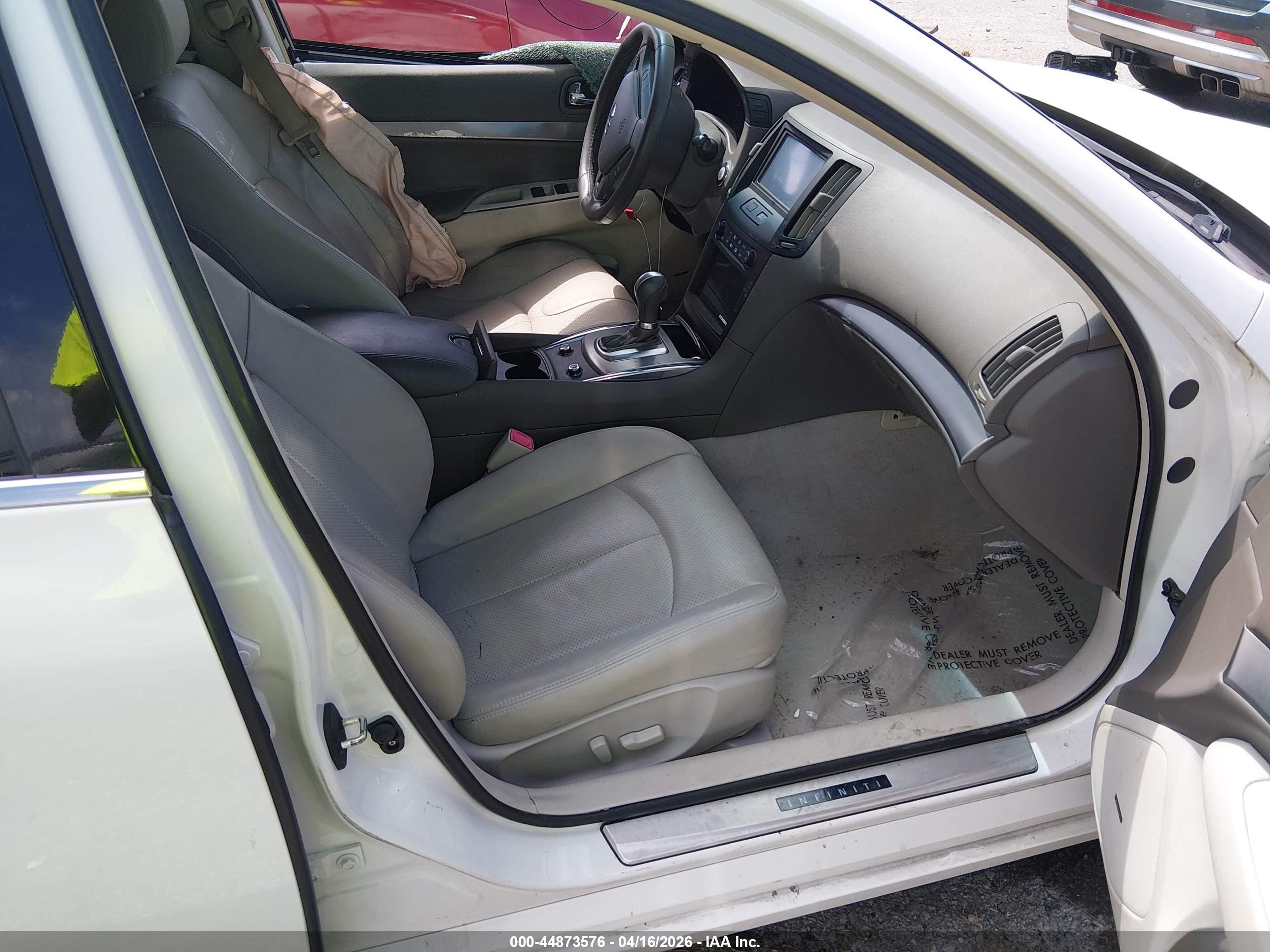 2013 Infiniti G37 Journey White vin: JN1CV6AP8DM304854