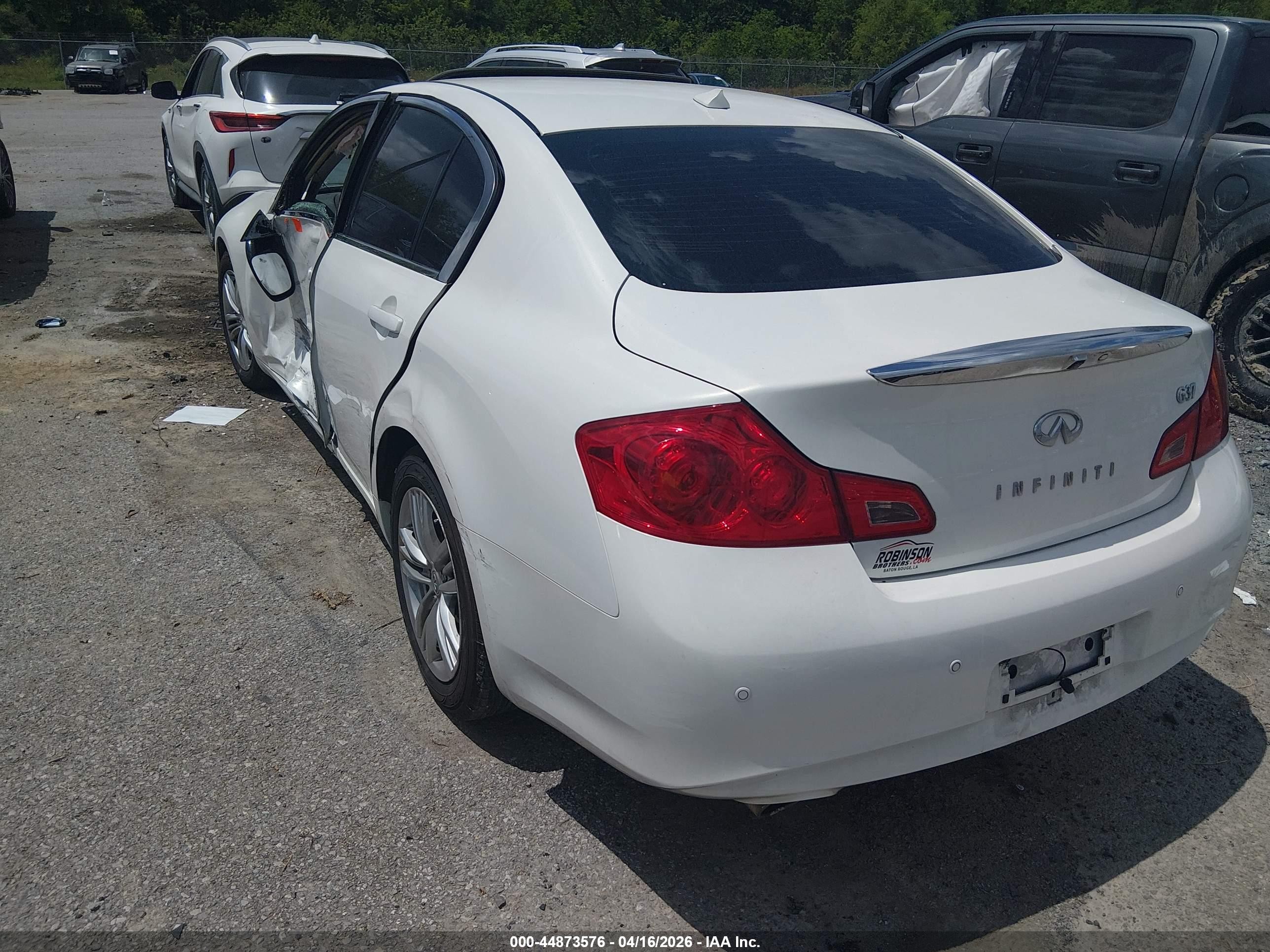 2013 Infiniti G37 Journey White vin: JN1CV6AP8DM304854