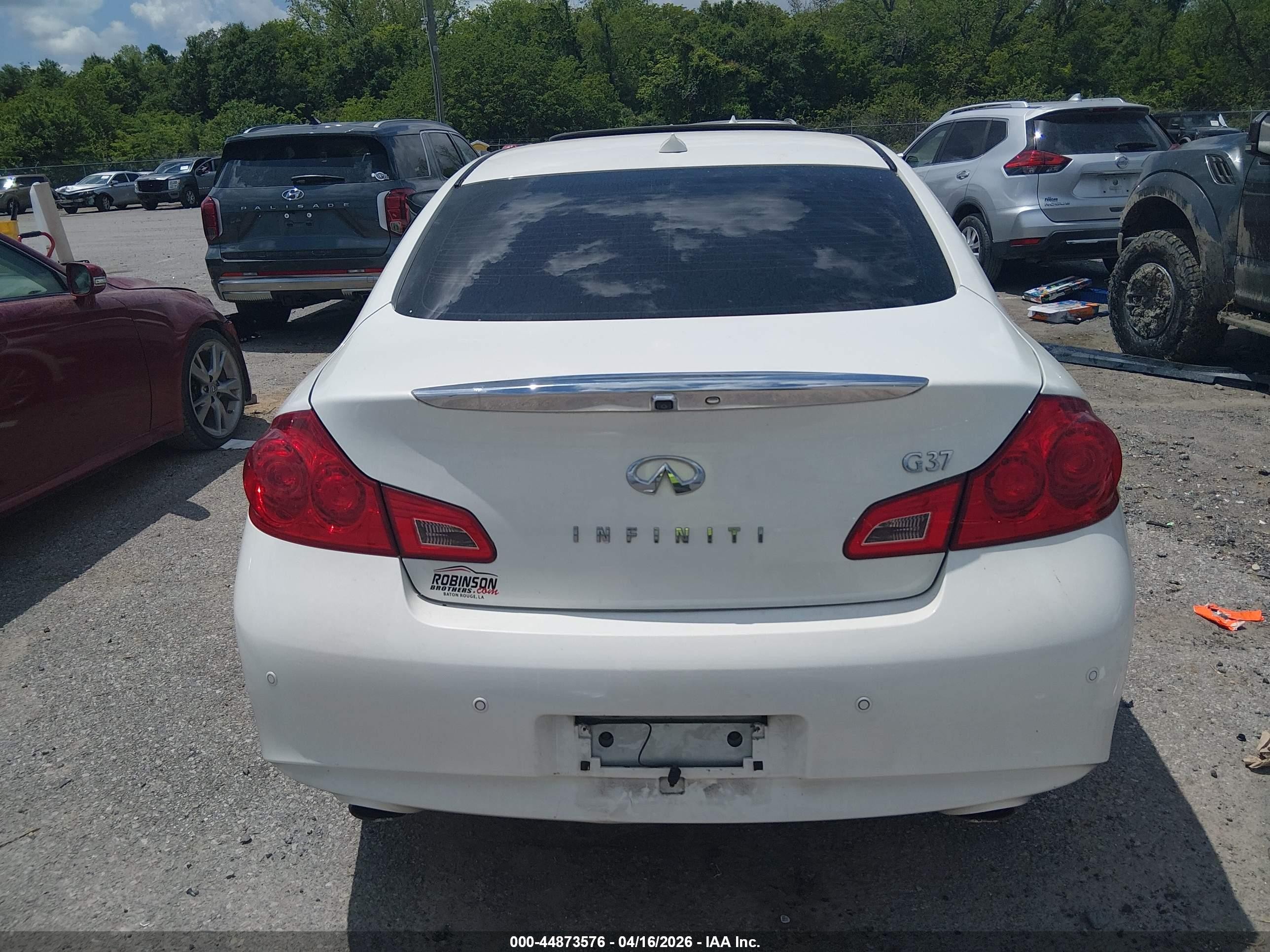 2013 Infiniti G37 Journey White vin: JN1CV6AP8DM304854