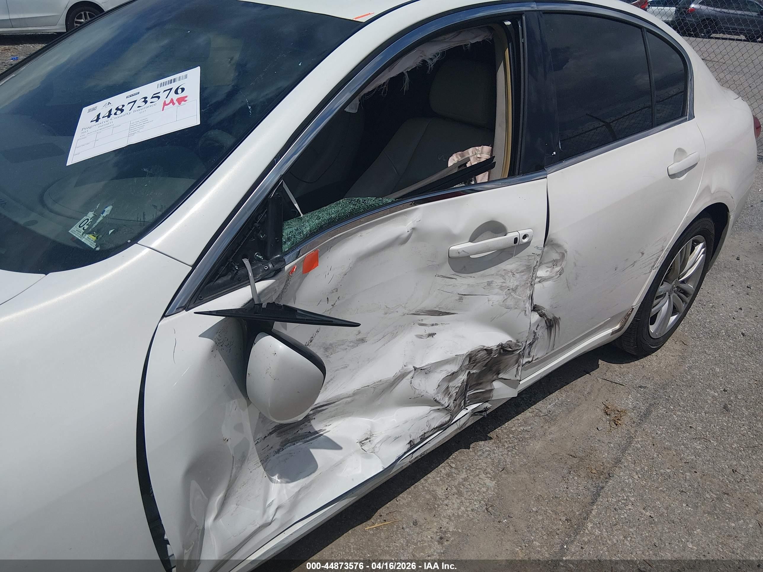 2013 Infiniti G37 Journey White vin: JN1CV6AP8DM304854