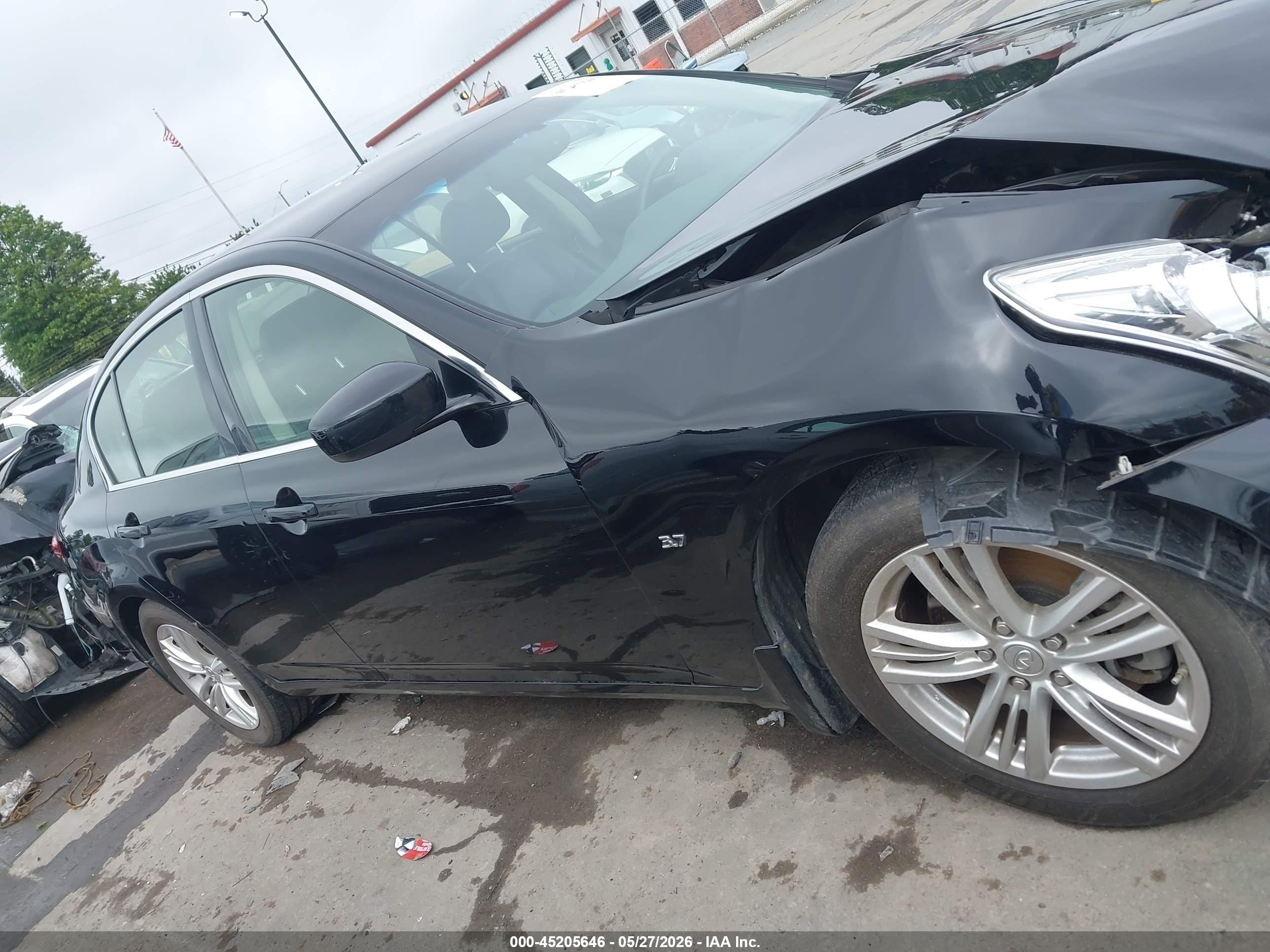 2015 Infiniti Q40   Black vin: JN1CV6AP8FM502188