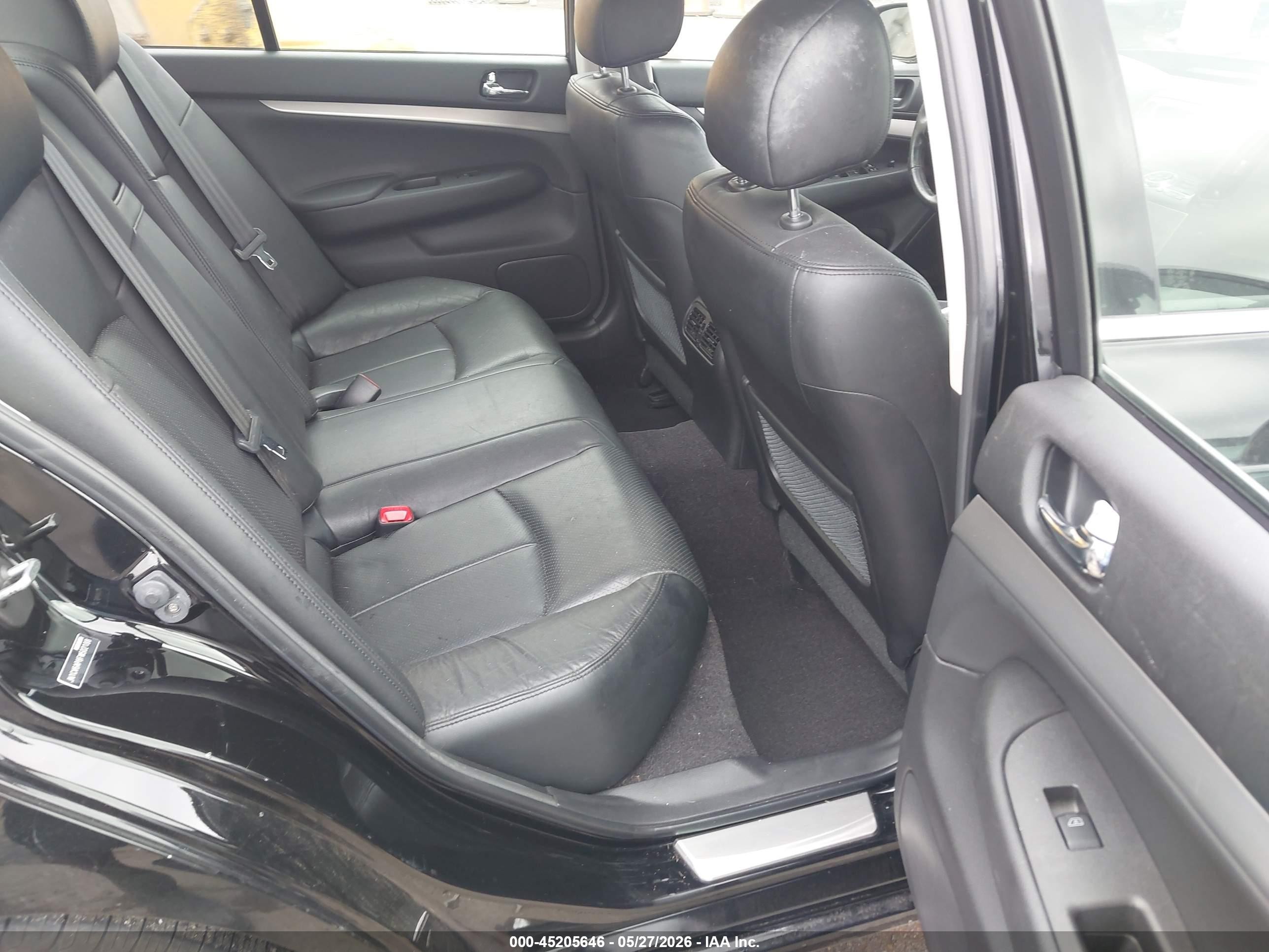 2015 Infiniti Q40   Black vin: JN1CV6AP8FM502188