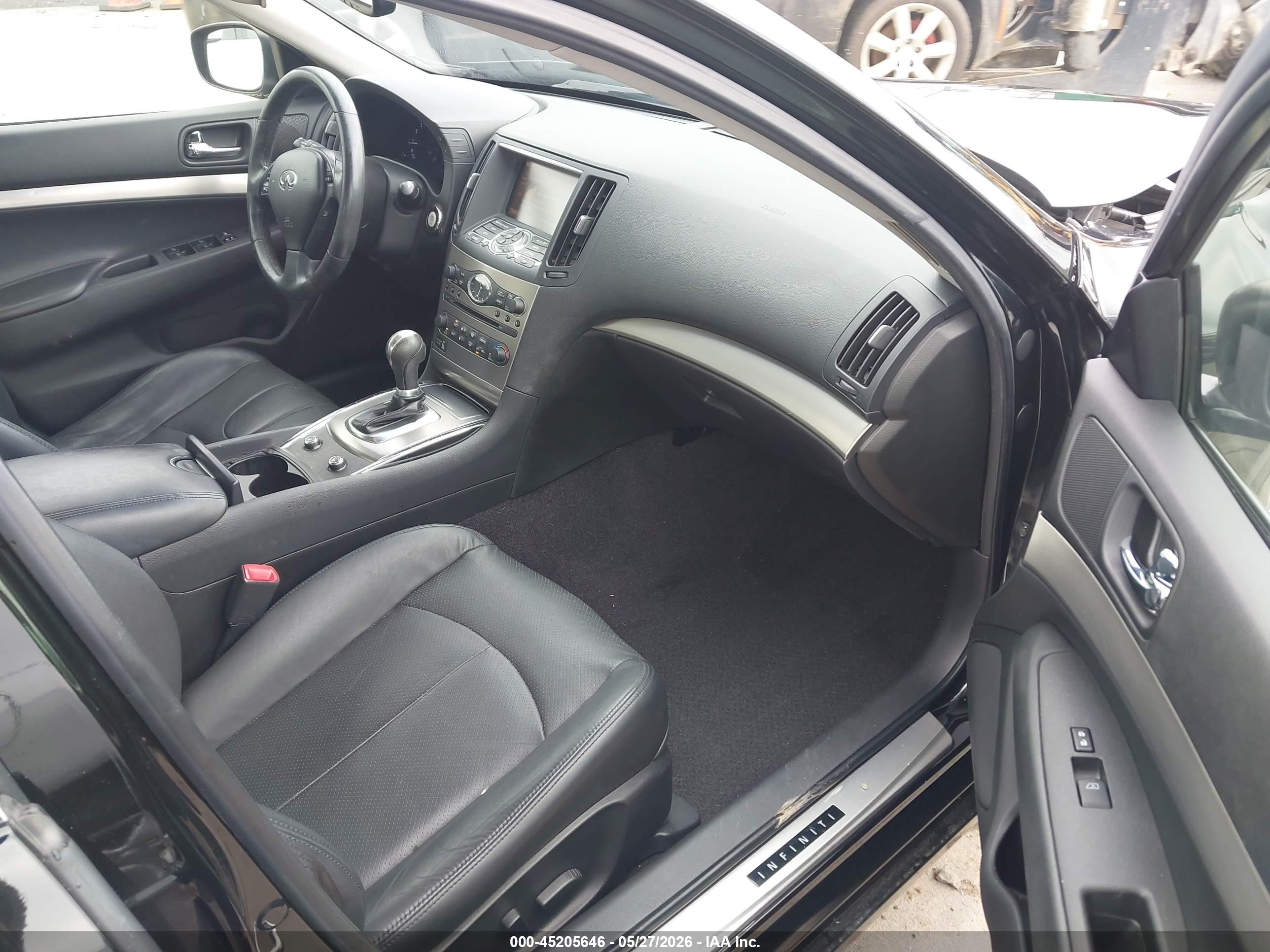 2015 Infiniti Q40   Black vin: JN1CV6AP8FM502188