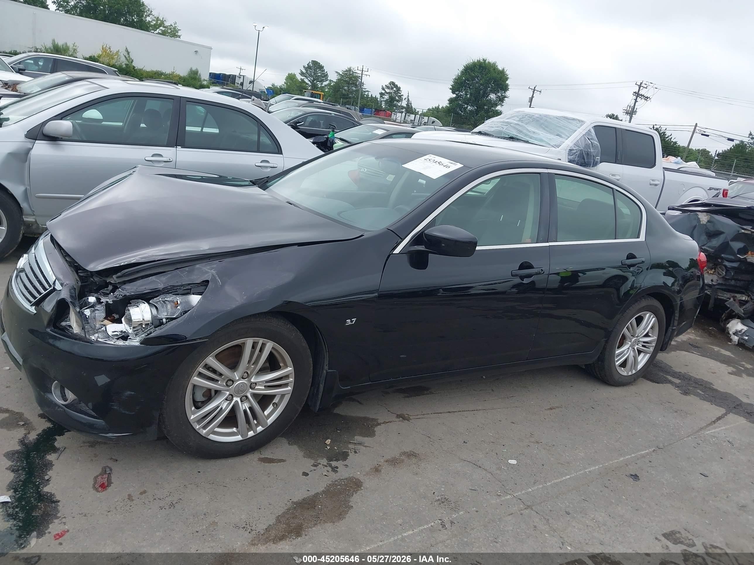 2015 Infiniti Q40   Black vin: JN1CV6AP8FM502188