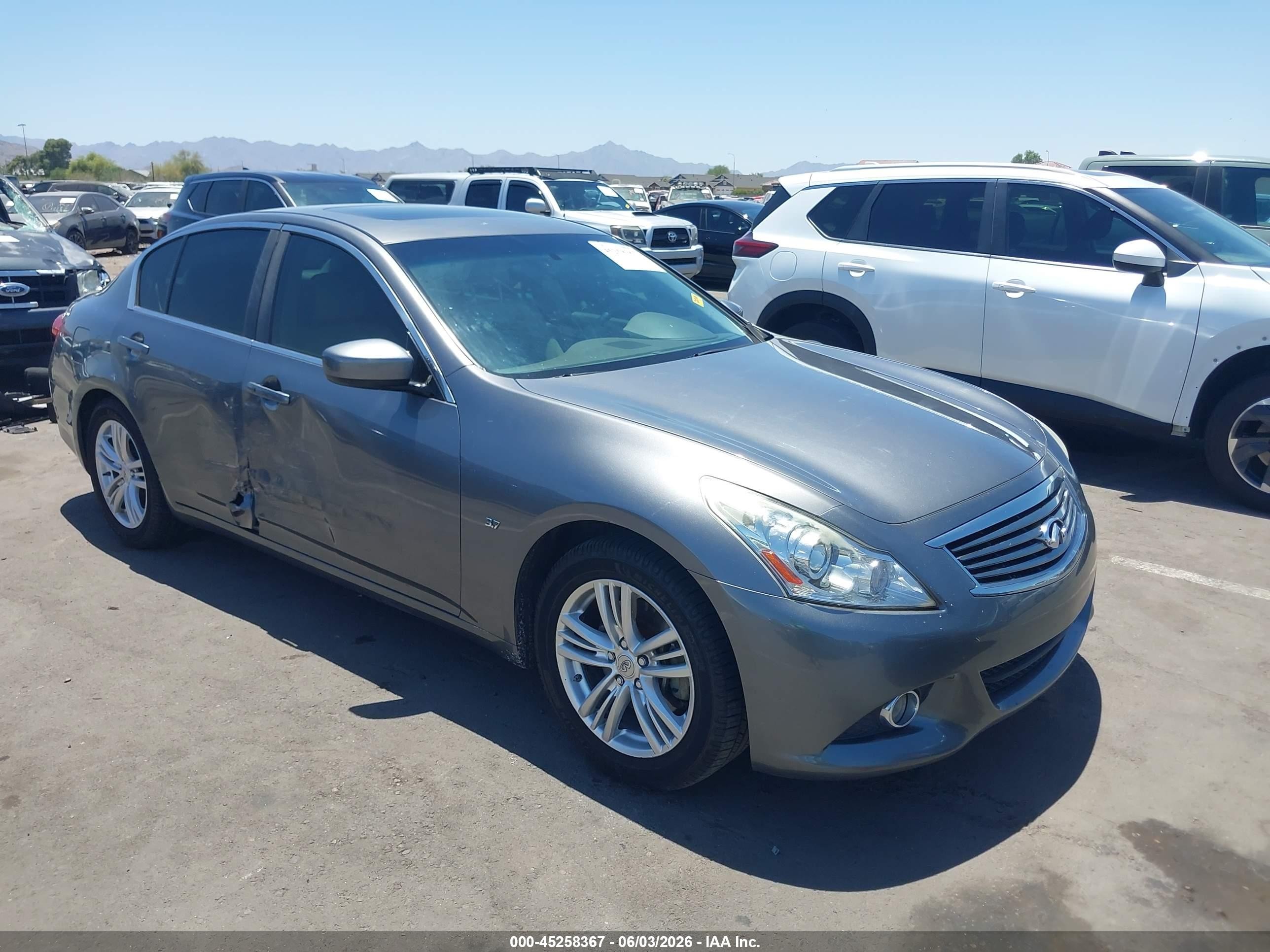 2015 Infiniti Q40   Gray vin: JN1CV6AP8FM503325