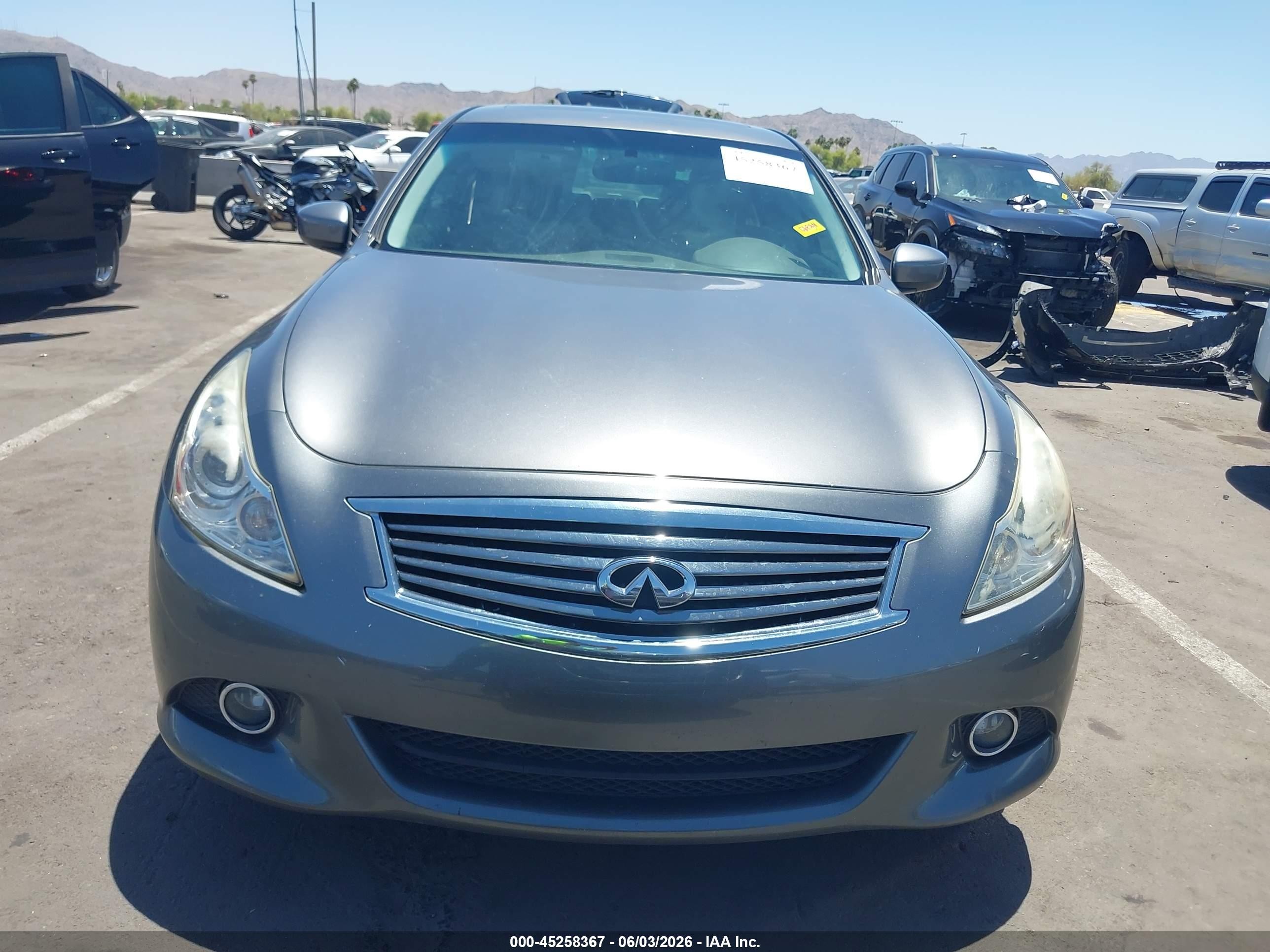 2015 Infiniti Q40   Gray vin: JN1CV6AP8FM503325