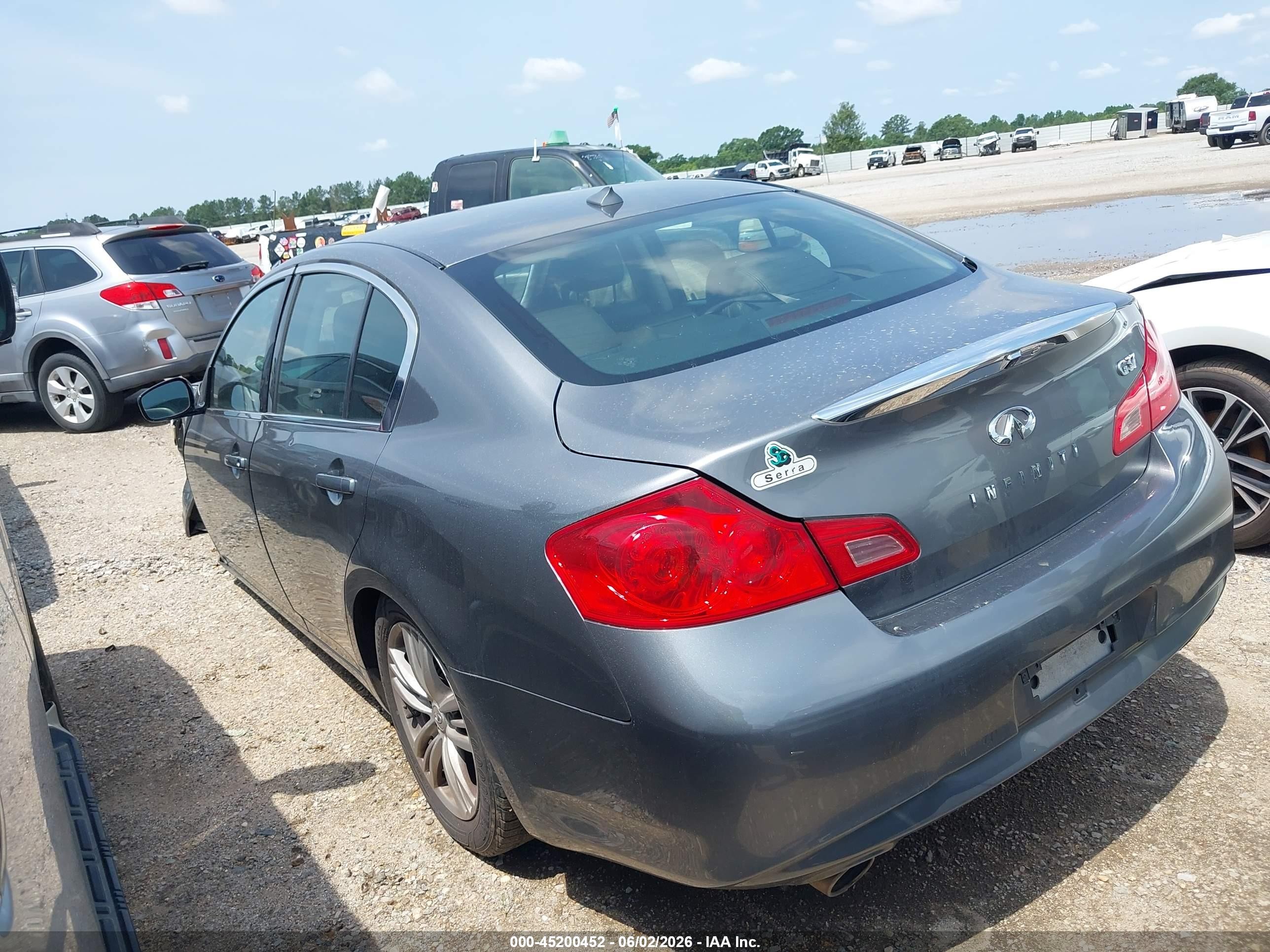 2011 Infiniti G37 Journey Silver vin: JN1CV6AP9BM502663