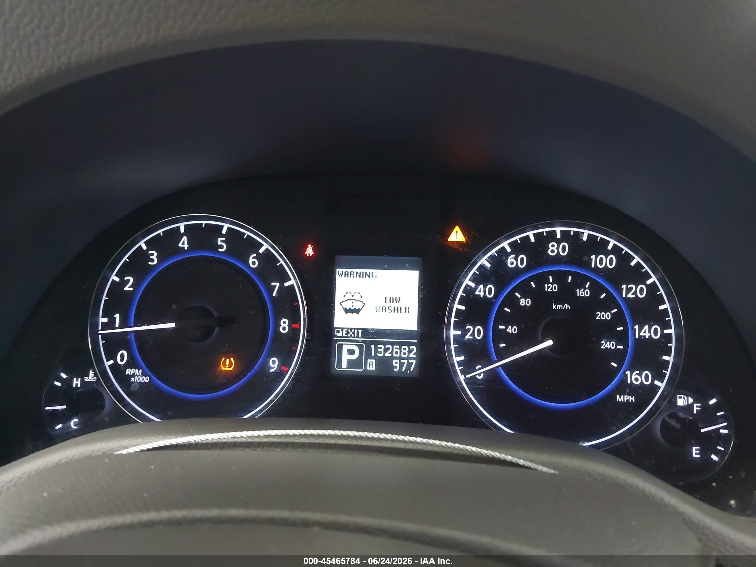 2011 Infiniti G37 Journey Silver vin: JN1CV6AP9BM510570