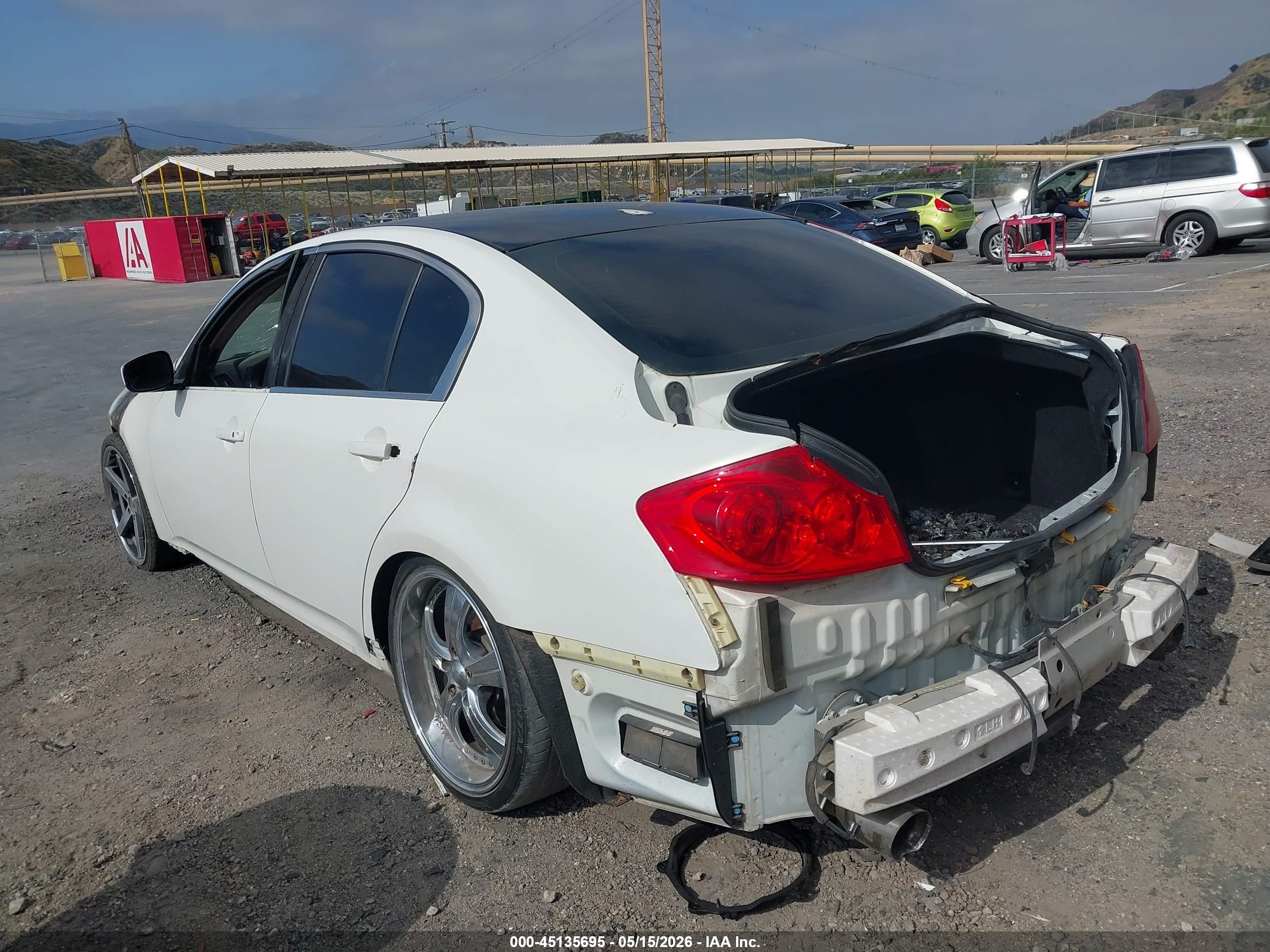 2012 Infiniti G37 Journey White vin: JN1CV6AP9CM620939