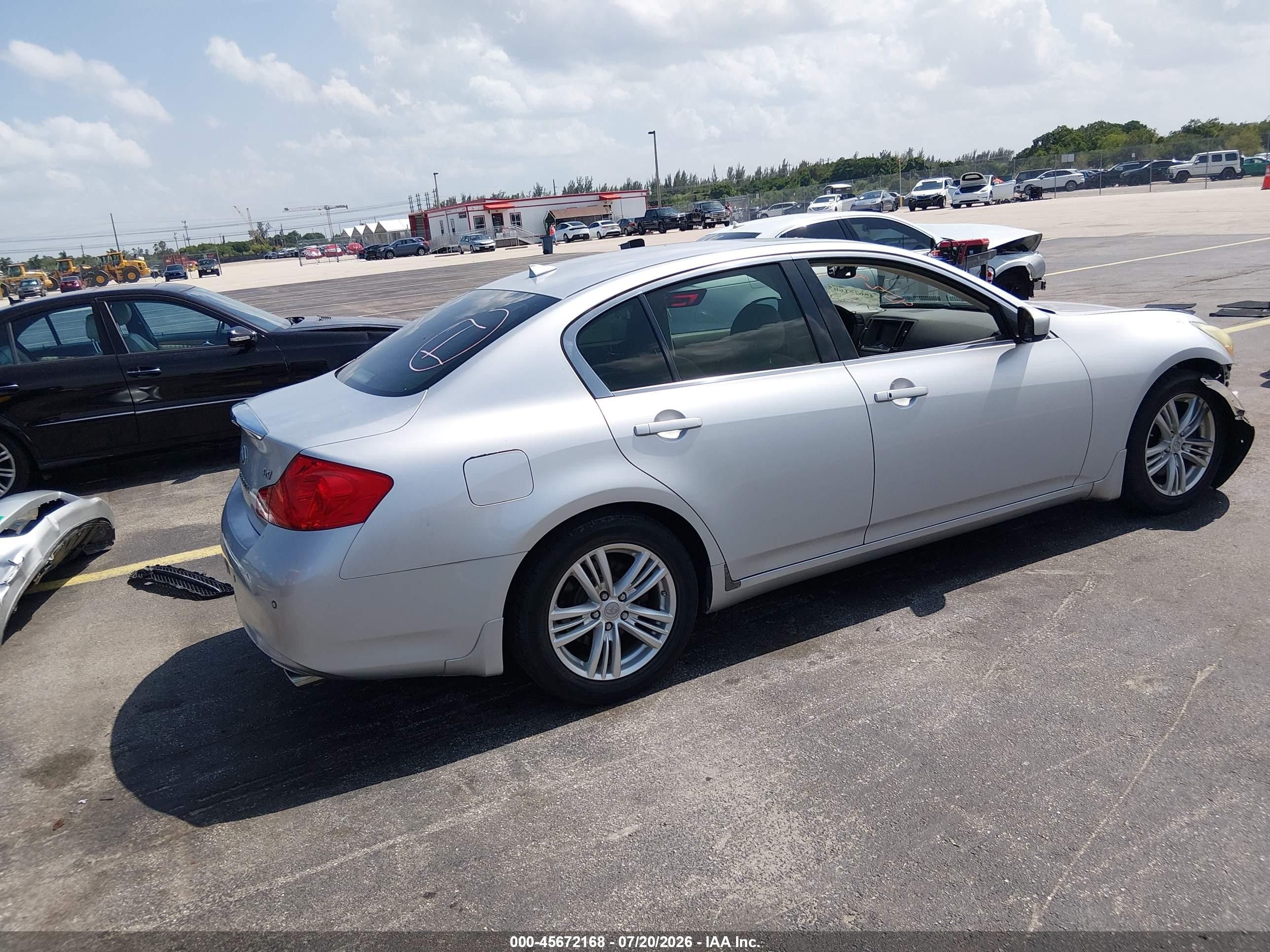 2012 Infiniti G37 Journey Silver vin: JN1CV6AP9CM622593