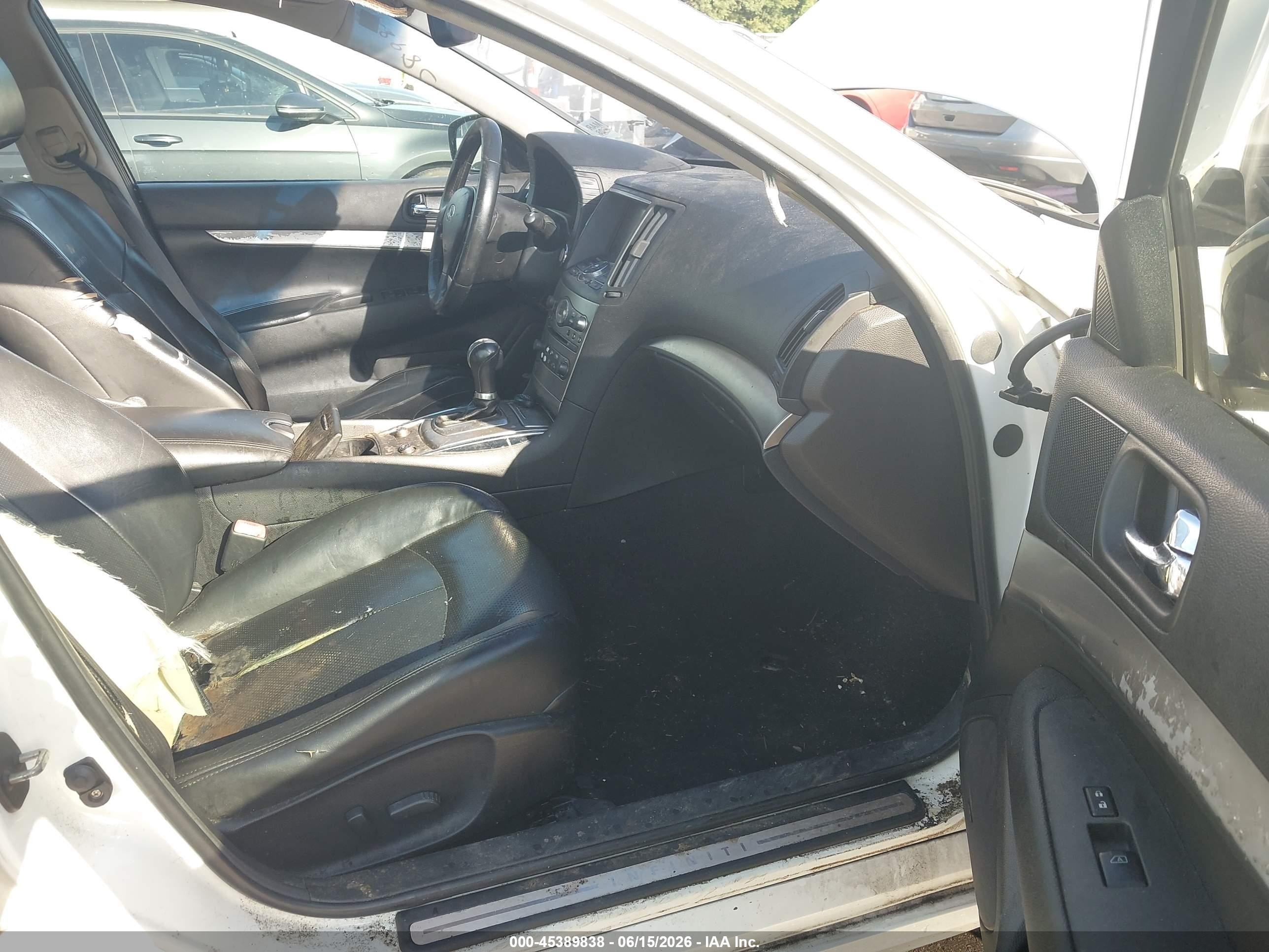 2012 Infiniti G37 Journey White vin: JN1CV6AP9CM933540