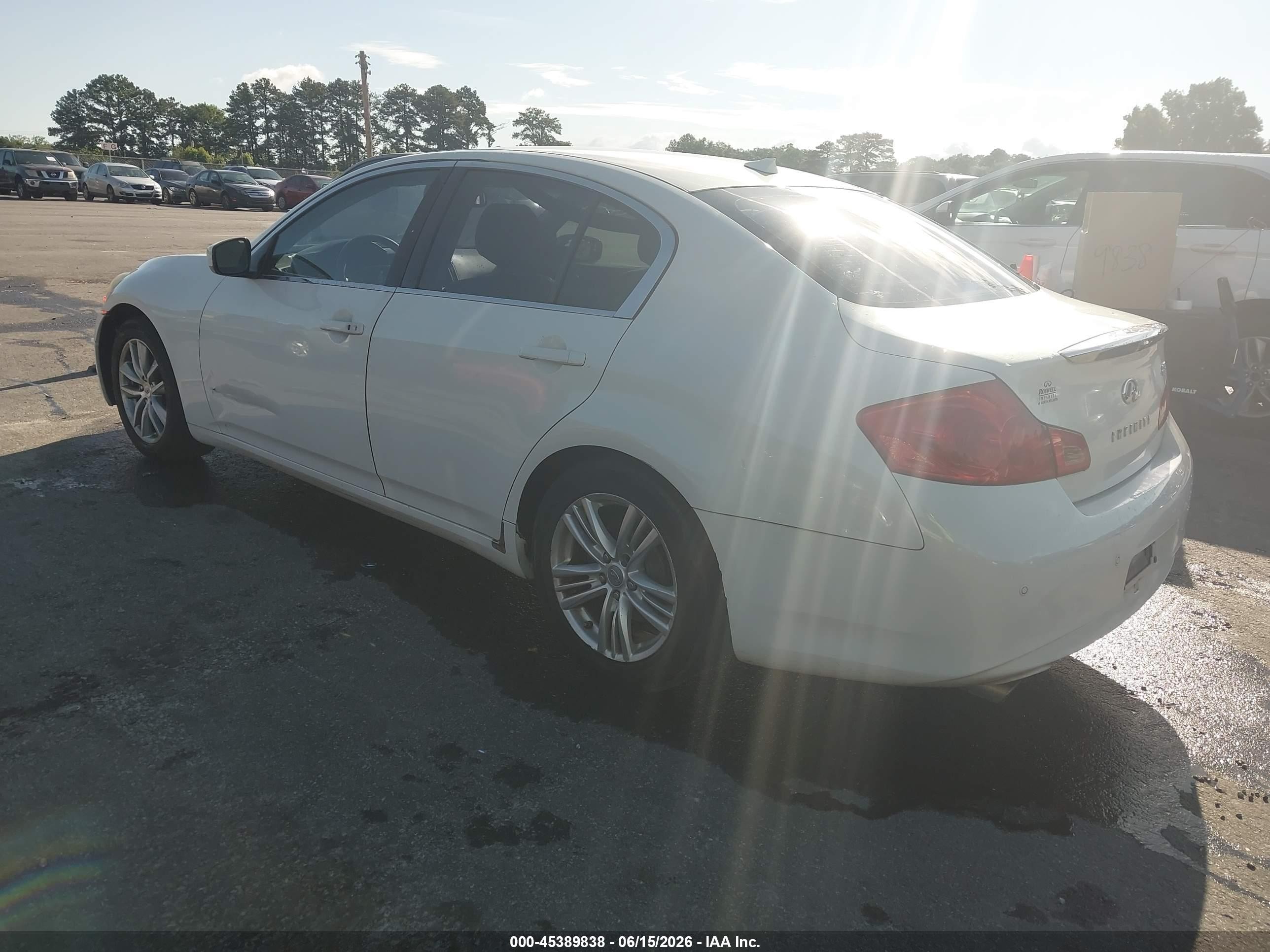 2012 Infiniti G37 Journey White vin: JN1CV6AP9CM933540