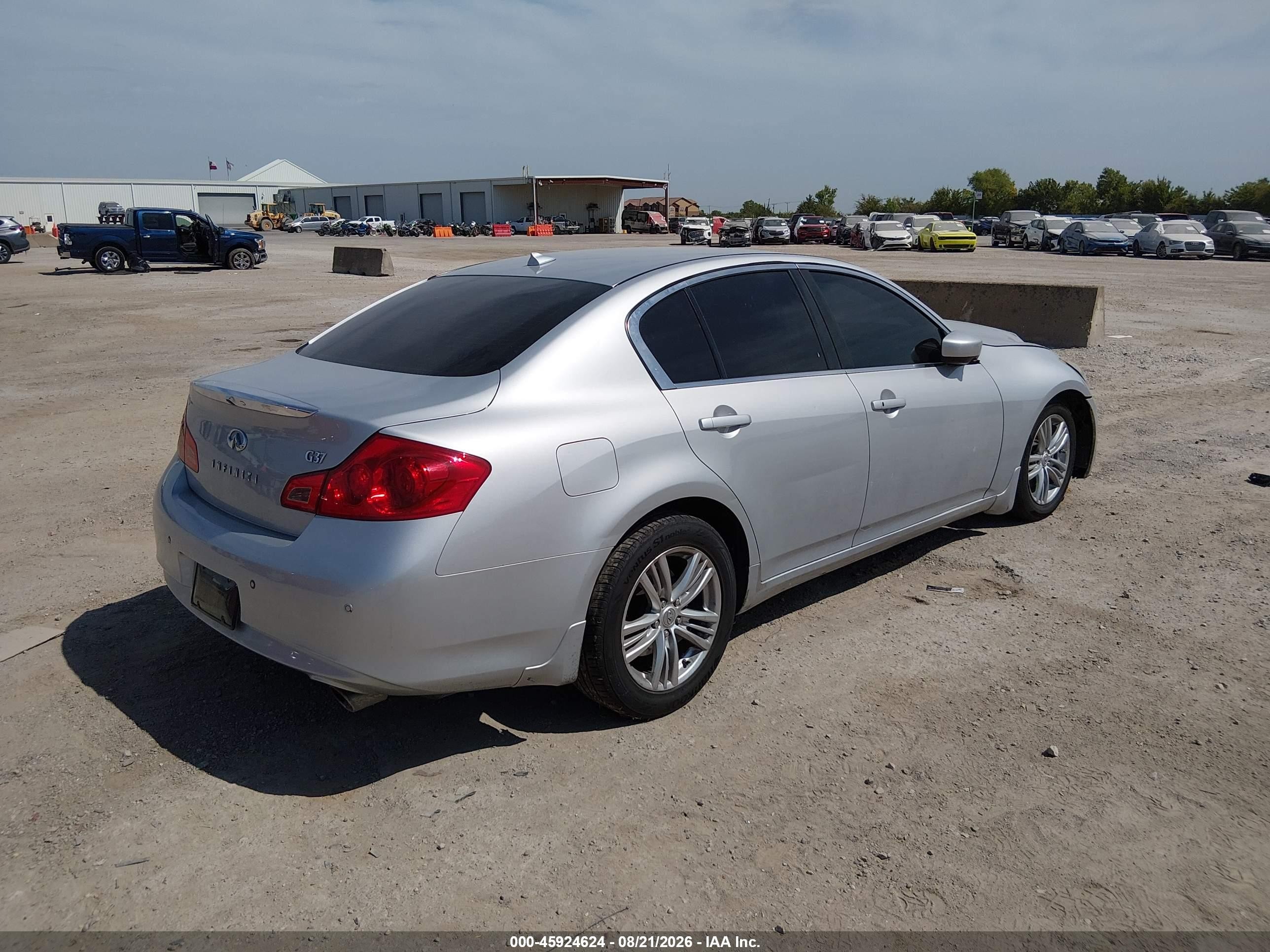 2013 Infiniti G37 Journey Silver vin: JN1CV6AP9DM302532