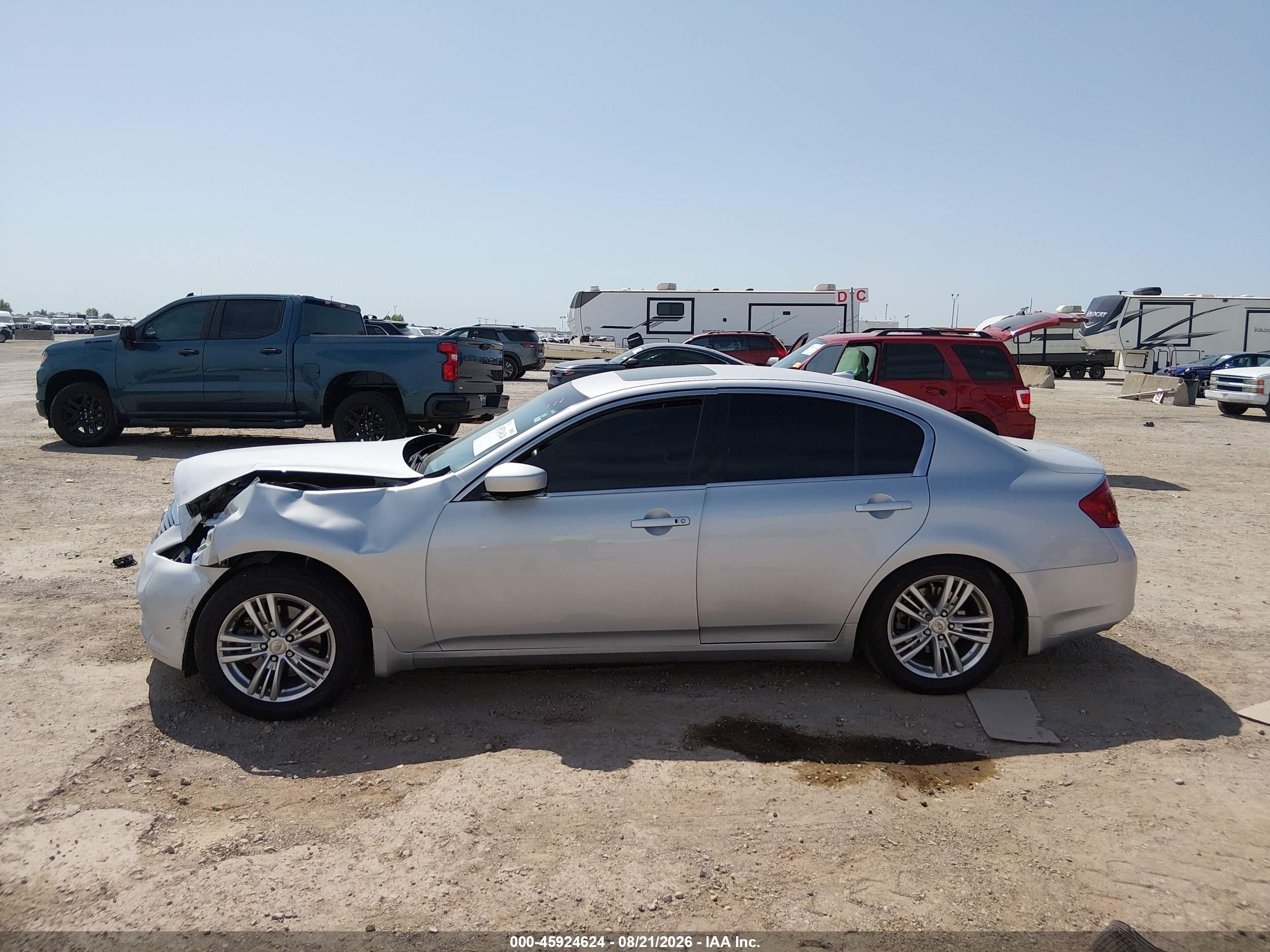 2013 Infiniti G37 Journey Silver vin: JN1CV6AP9DM302532