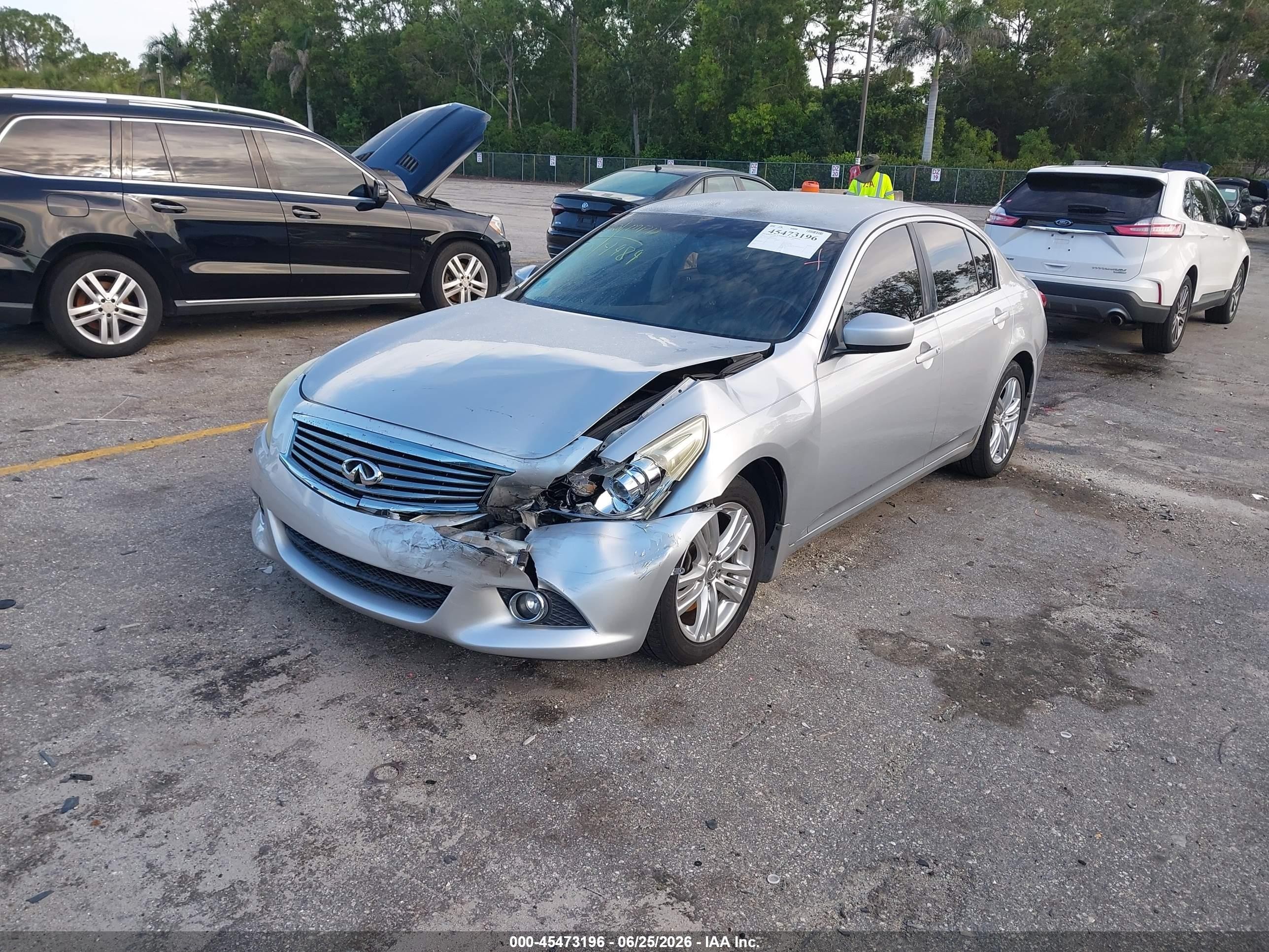 2013 Infiniti G37 Journey Silver vin: JN1CV6AP9DM304989
