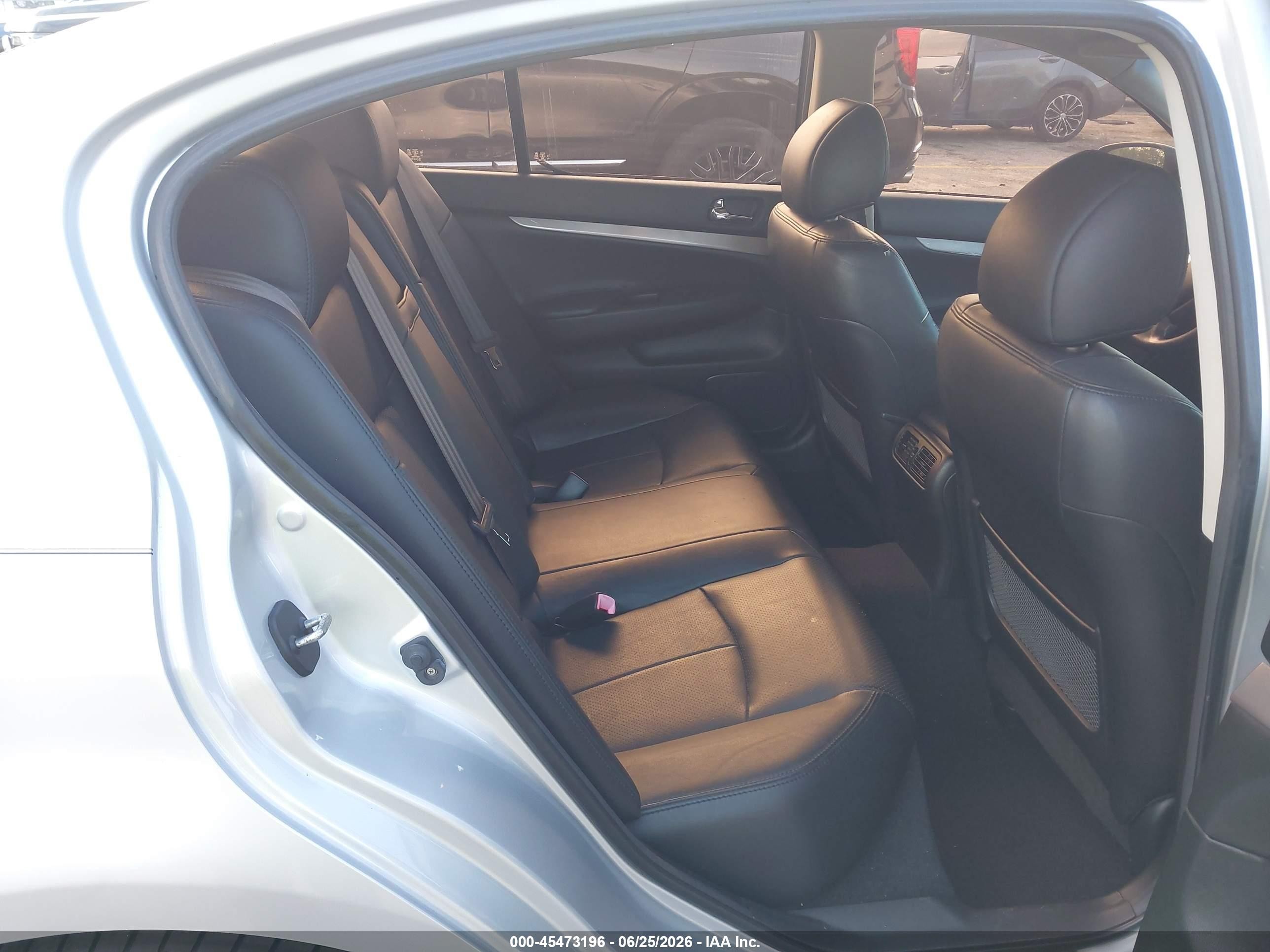 2013 Infiniti G37 Journey Silver vin: JN1CV6AP9DM304989
