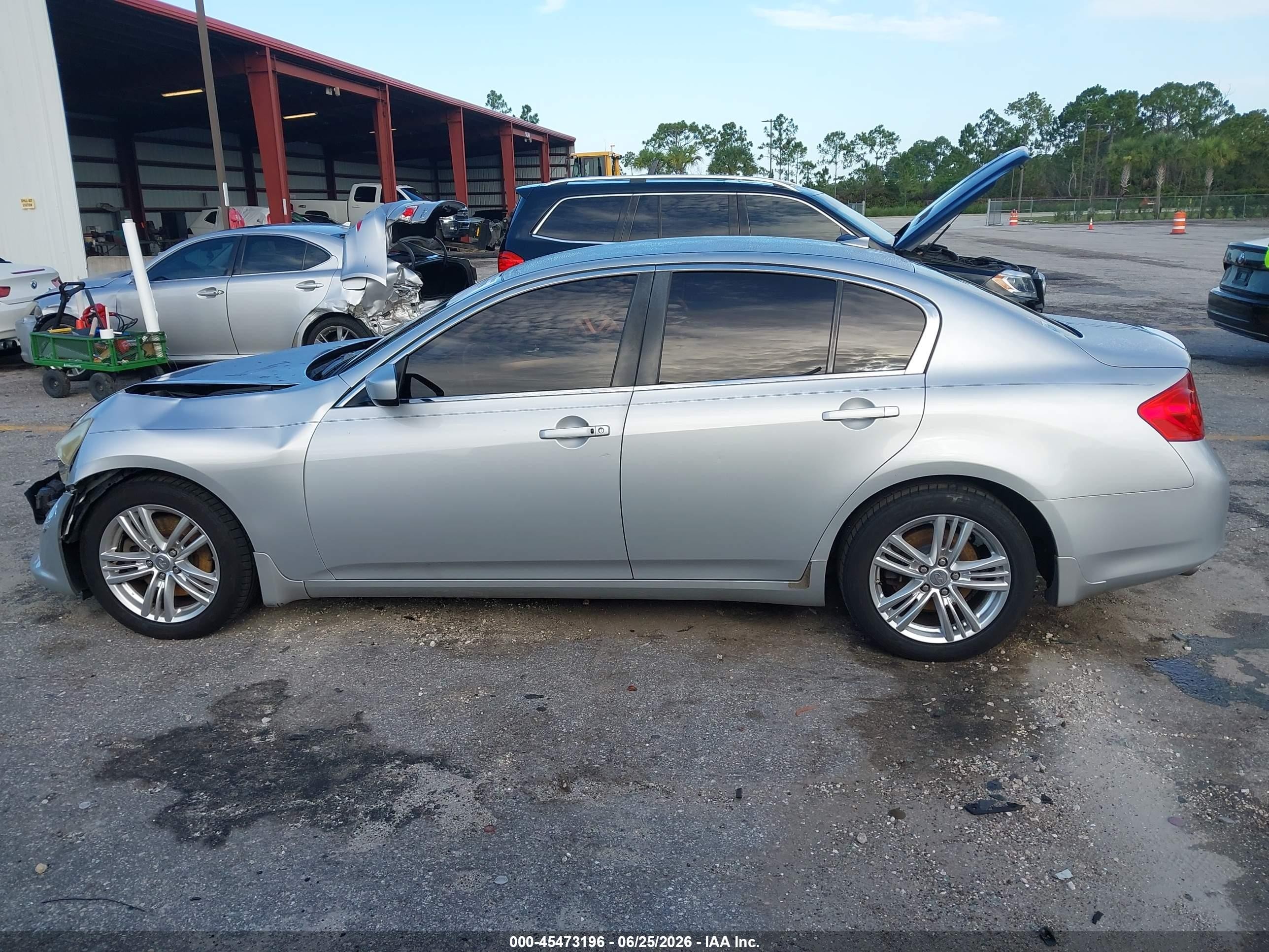 2013 Infiniti G37 Journey Silver vin: JN1CV6AP9DM304989