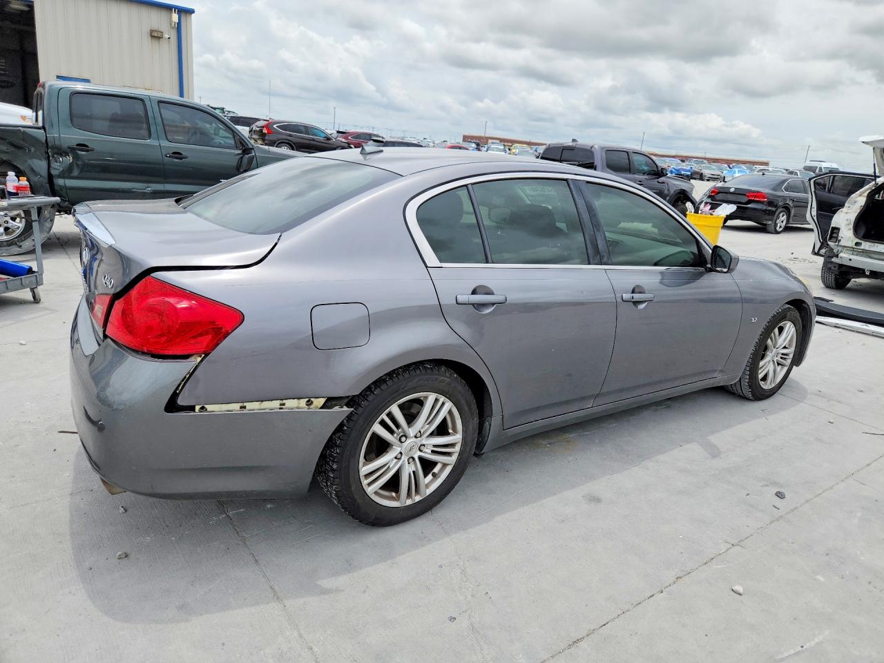 2015 Infiniti Q40 Base Gray vin: JN1CV6AP9FM500143