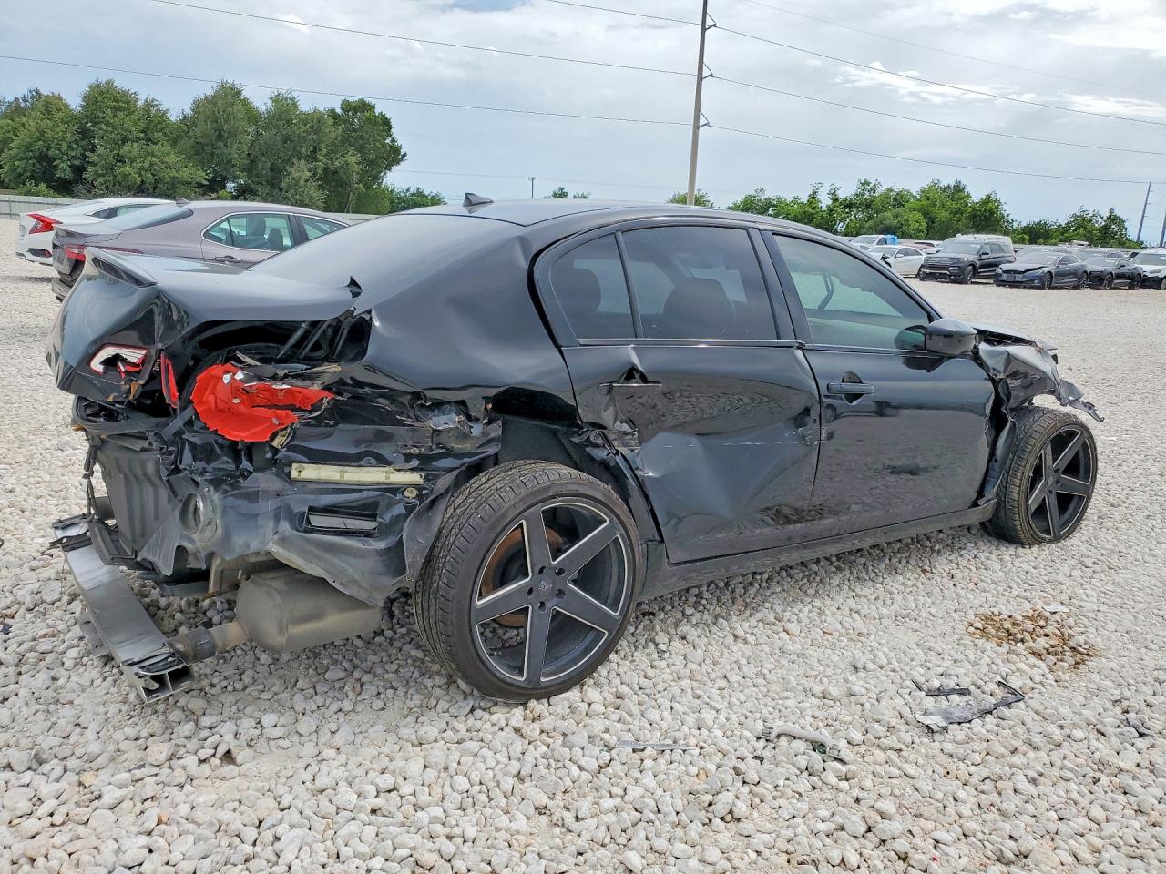 2015 Infiniti Q40 Base Черный vin: JN1CV6AP9FM503429