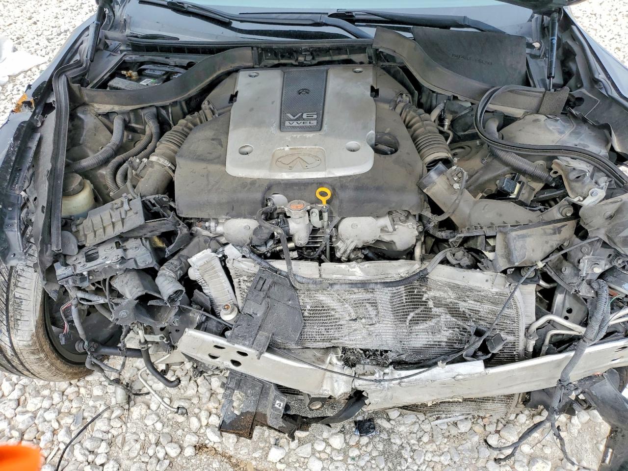 2015 Infiniti Q40 Base Черный vin: JN1CV6AP9FM503429